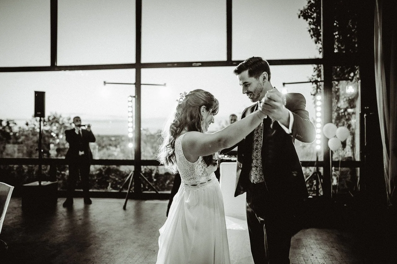 OH_YEAH-Hochzeitsfotograf_Hamburg-Klaus_Schwaiger-Urban_Wedding_Bonn-Nicole_Dennis-731.jpg