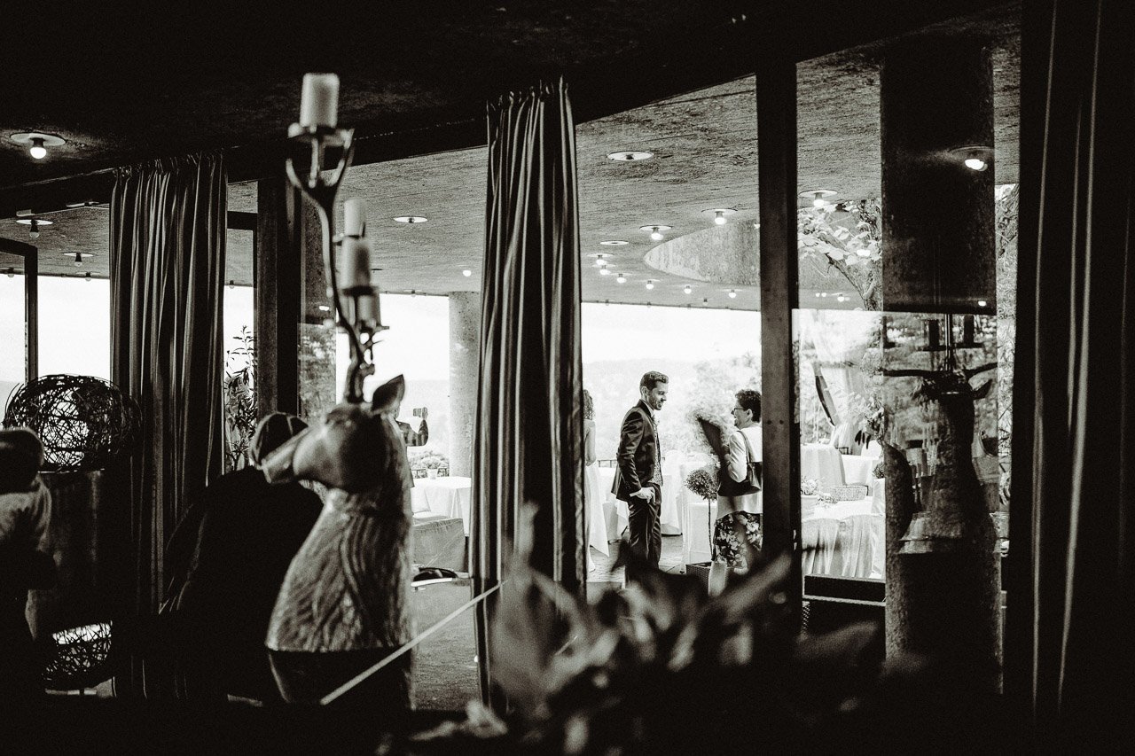 OH_YEAH-Hochzeitsfotograf_Hamburg-Klaus_Schwaiger-Urban_Wedding_Bonn-Nicole_Dennis-108.jpg