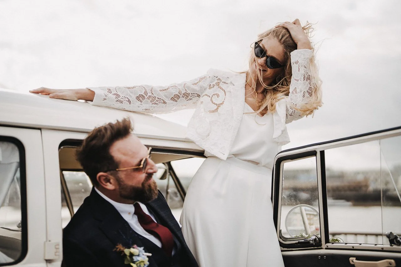 OH_YEAH-Hochzeitsfotograf_Hamburg-Klaus_Schwaiger-Urban_Wedding_Cologne-Nele_Martin-154.jpg