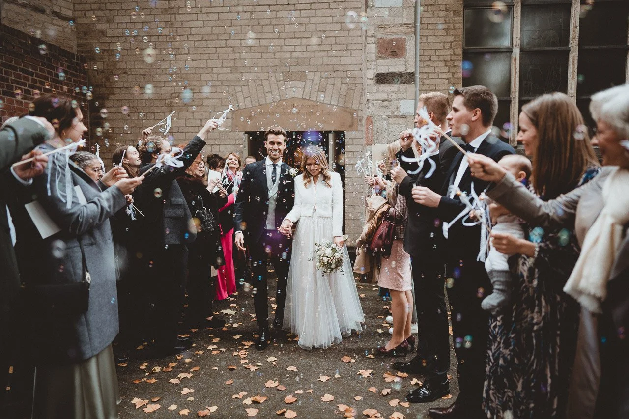 OH_YEAH-Hochzeitsfotograf_Hamburg-Klaus_Schwaiger-Urban_Wedding_Cologne-Karo_Felix-28.jpg