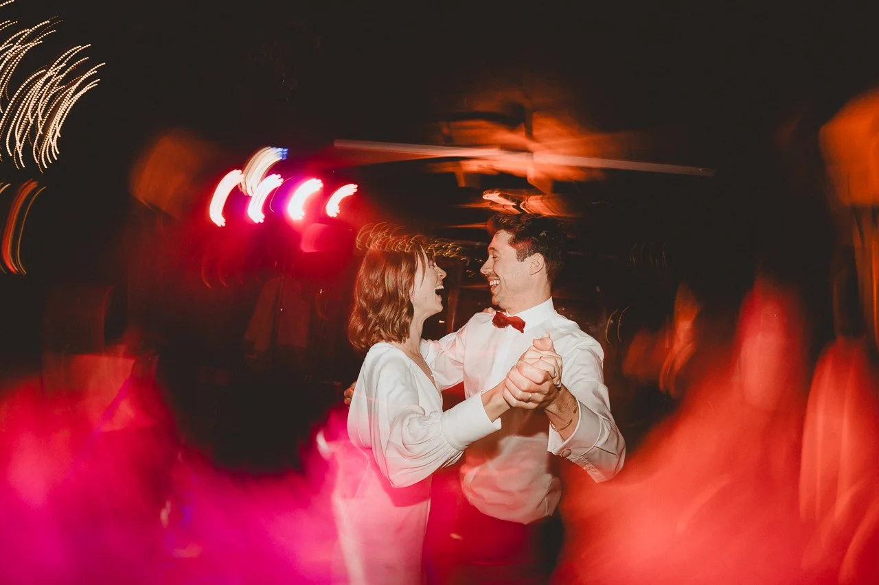 OH_YEAH-Hochzeitsfotograf_Hamburg-Klaus_Schwaiger-Freie_Trauung-Ahrtal-Laura_Ole-602.jpg