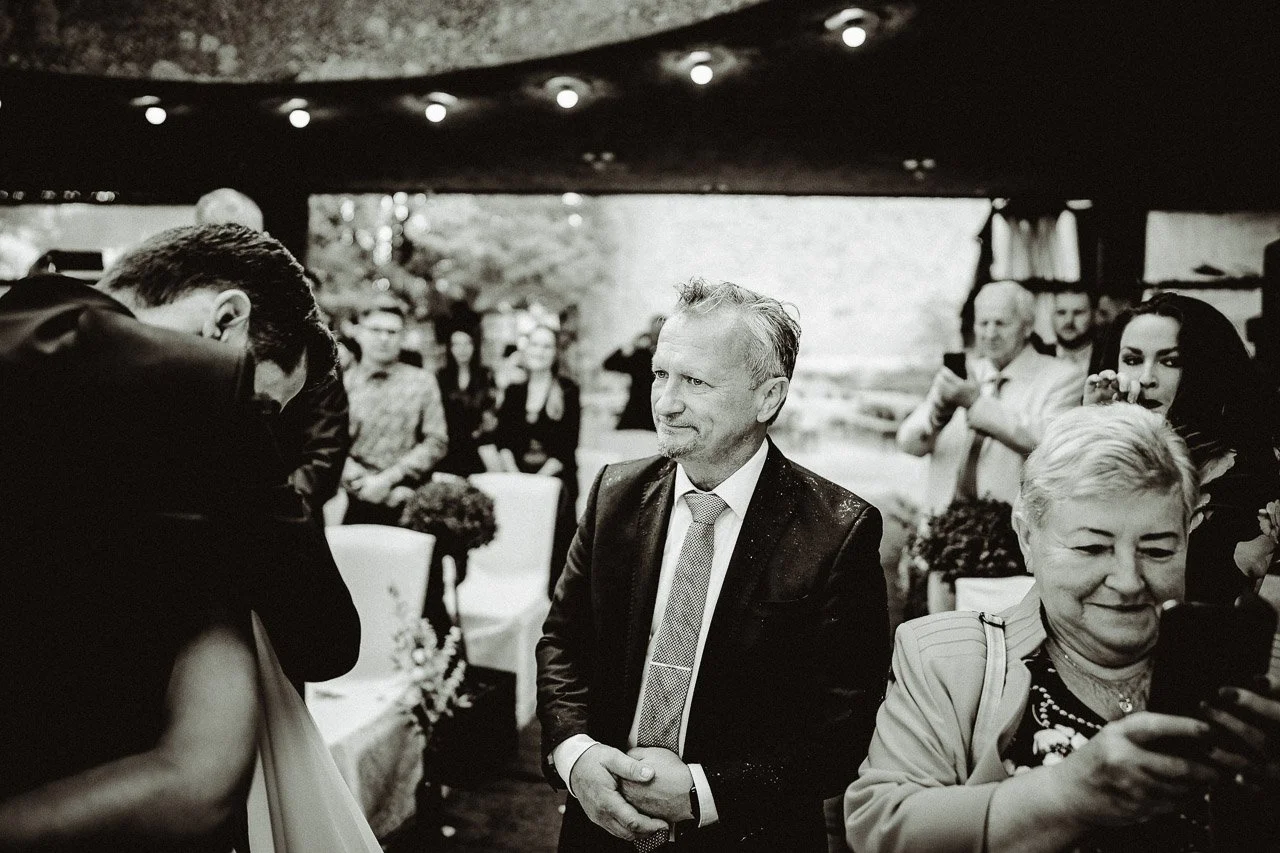 OH_YEAH-Hochzeitsfotograf_Hamburg-Klaus_Schwaiger-Urban_Wedding_Bonn-Nicole_Dennis-140.jpg