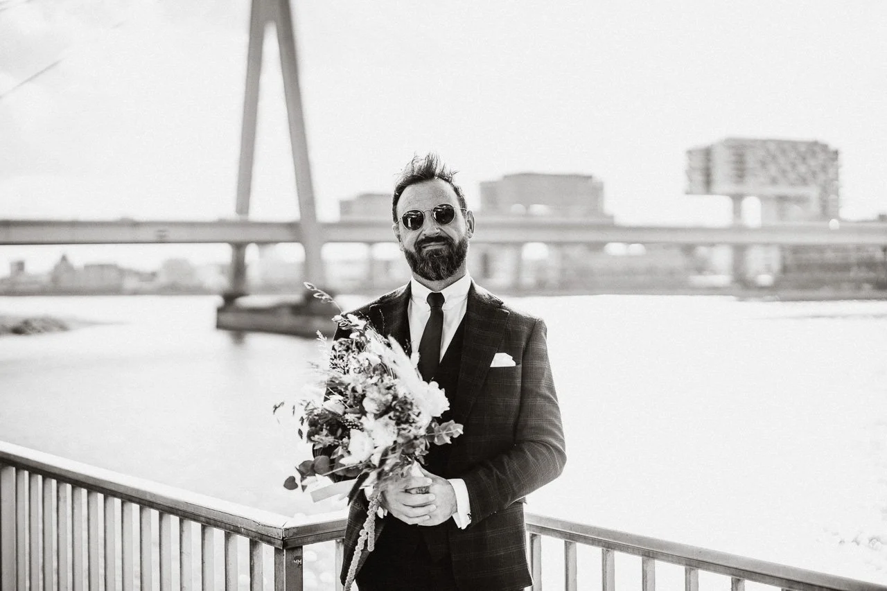OH_YEAH-Hochzeitsfotograf_Hamburg-Klaus_Schwaiger-Urban_Wedding_Cologne-Nele_Martin-104.jpg