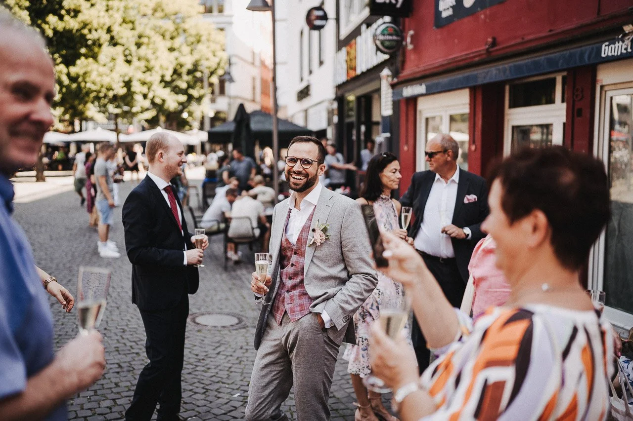 OH_YEAH-Hochzeitsfotograf_Hamburg-Klaus_Schwaiger-Urban_Wedding_Cologne-Jana_Adrian-296.jpg