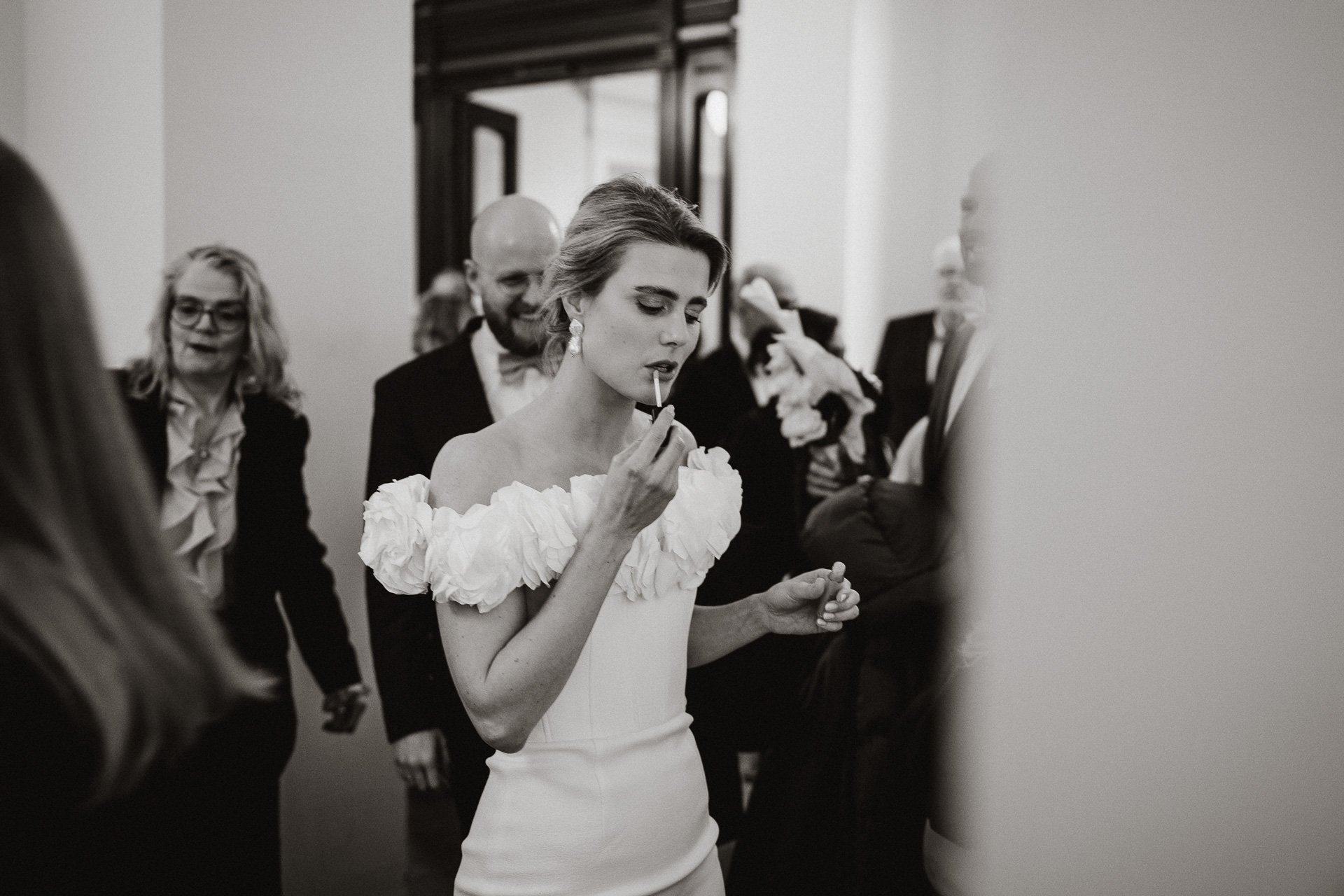 OH_YEAH-Hochzeitsfotograf_Hamburg-Klaus_Schwaiger-Urban_Wedding_Altona-Josi_Jan-80.jpg