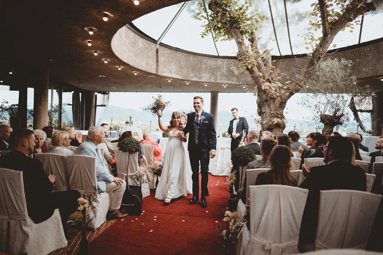 OH_YEAH-Hochzeitsfotograf_Hamburg-Klaus_Schwaiger-Urban_Wedding_Bonn-Nicole_Dennis-242.jpg