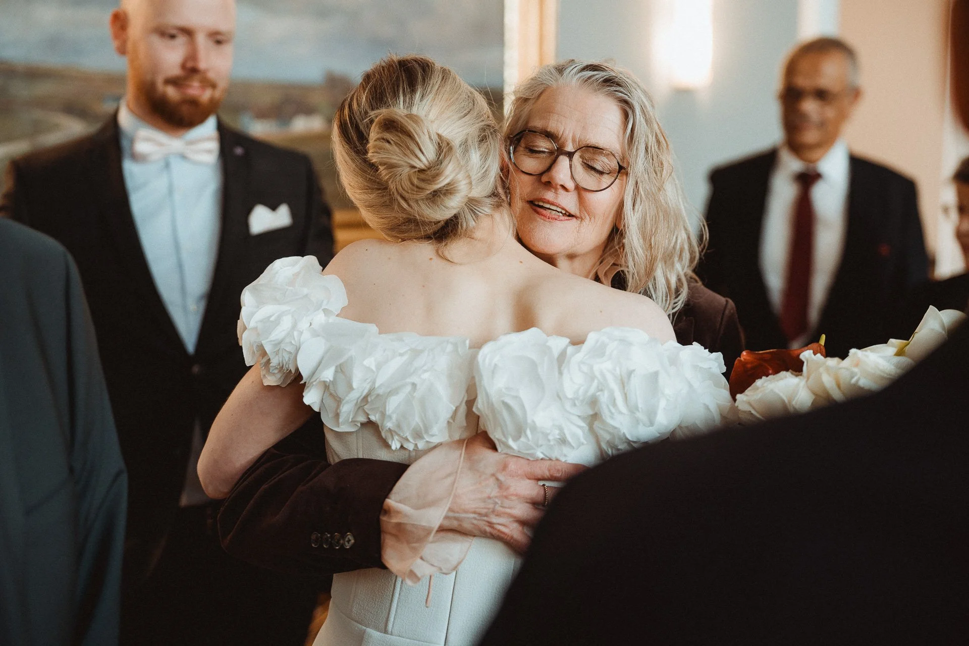 OH_YEAH-Hochzeitsfotograf_Hamburg-Klaus_Schwaiger-Urban_Wedding_Altona-Josi_Jan-150.jpg