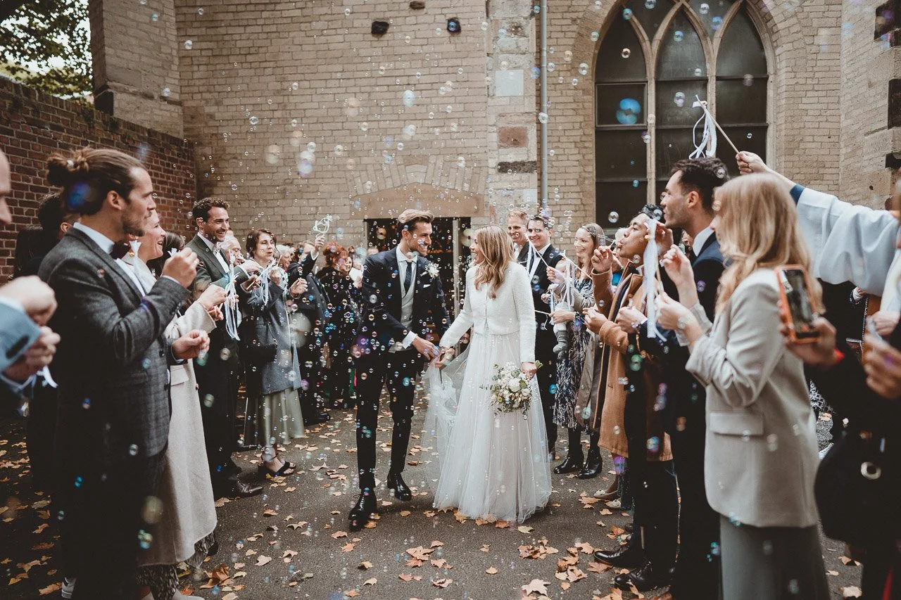 Urban Wedding in der Kunststation Köln mit Karo & Felix