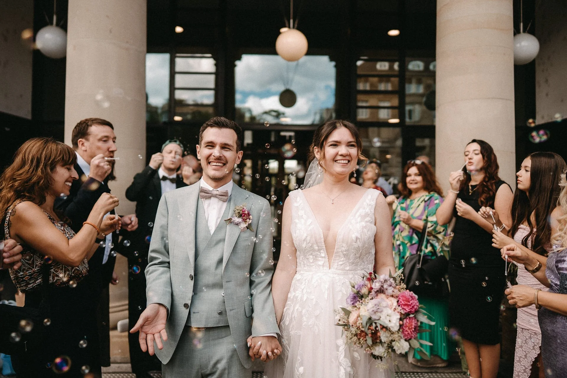 OH_YEAH-Hochzeitsfotograf_Hamburg-Klaus_Schwaiger-Urban_Wedding_Stuttgart-Elisa-Alberd-397.jpg