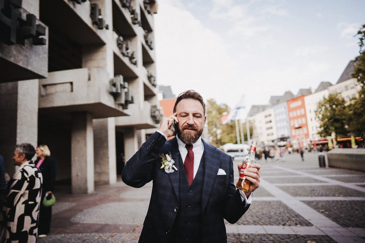 OH_YEAH-Hochzeitsfotograf_Hamburg-Klaus_Schwaiger-Urban_Wedding_Cologne-Nele_Martin-178.jpg