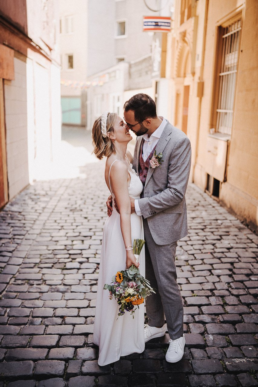 OH_YEAH-Hochzeitsfotograf_Hamburg-Klaus_Schwaiger-Urban_Wedding_Cologne-Jana_Adrian-345.jpg