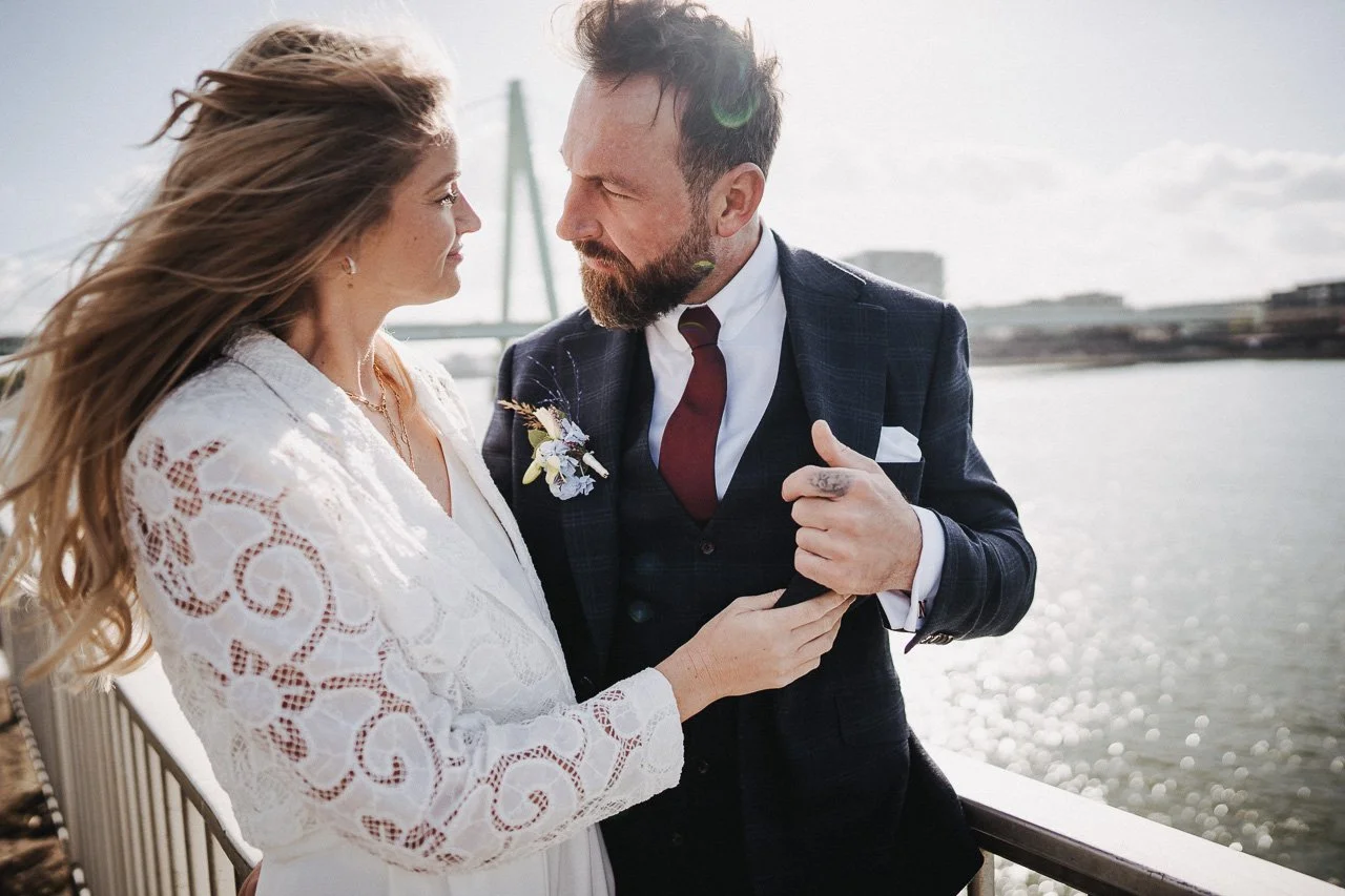 OH_YEAH-Hochzeitsfotograf_Hamburg-Klaus_Schwaiger-Urban_Wedding_Cologne-Nele_Martin-90.jpg