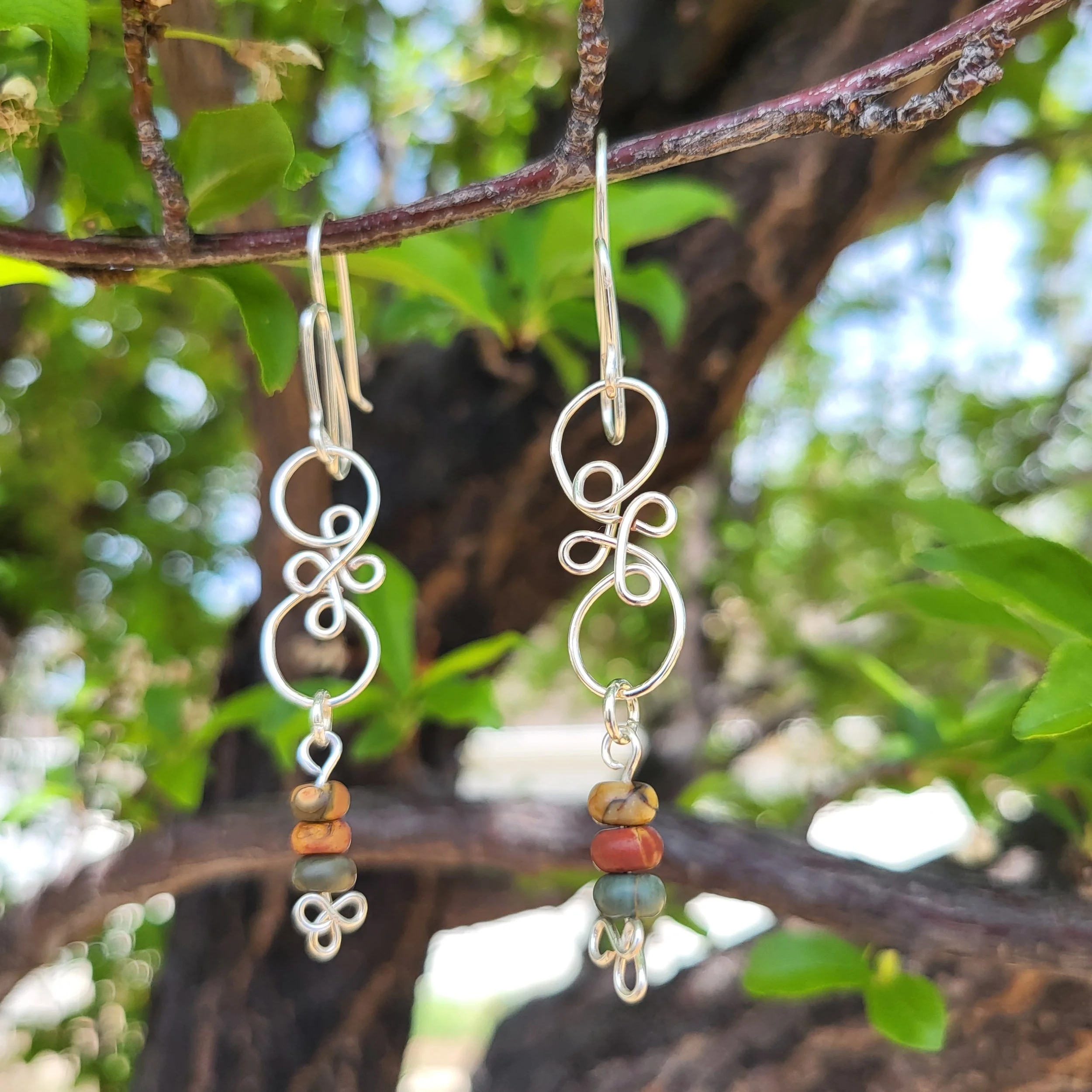 celtic knot-outside.jpg