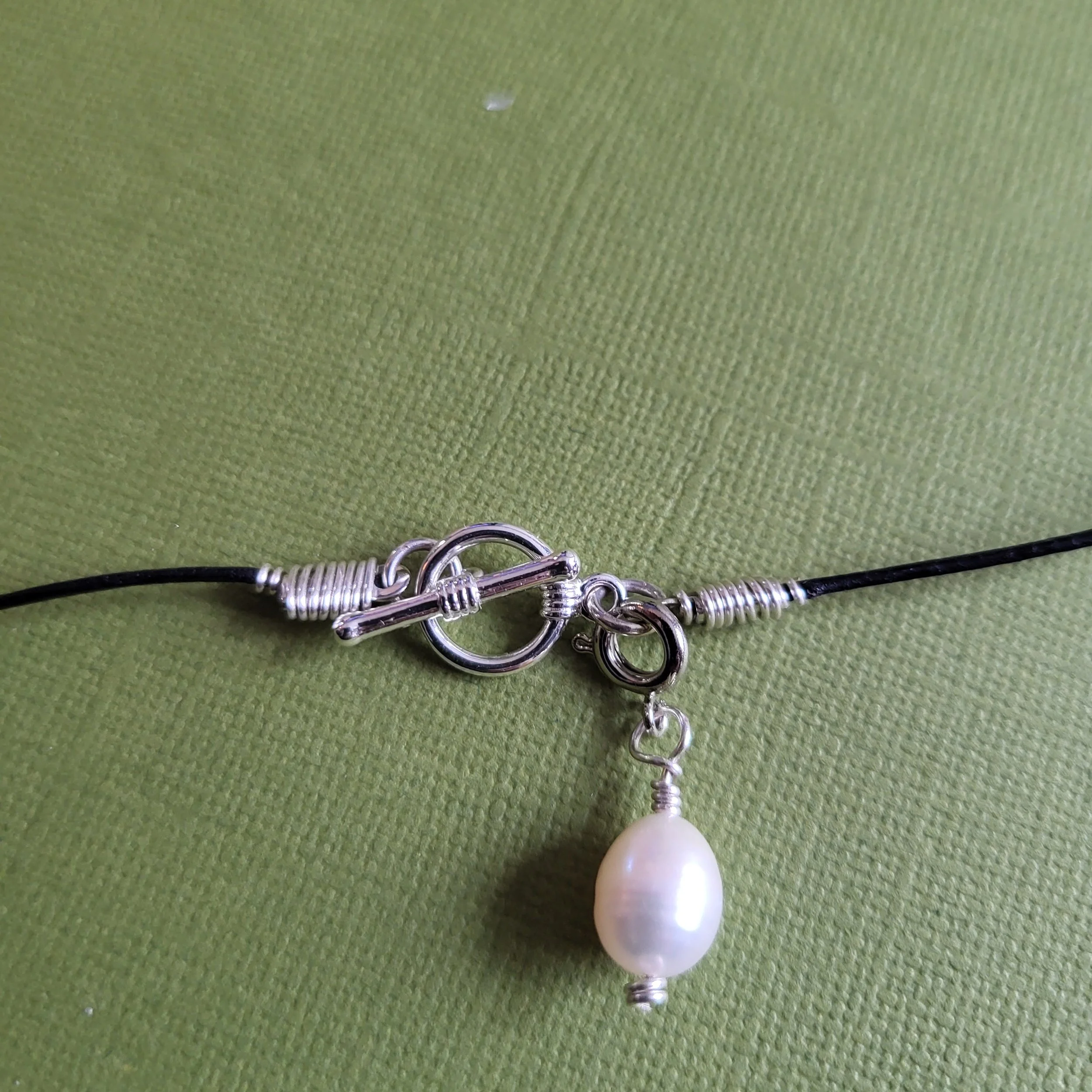 necklace-eclipse set-details-d.jpg