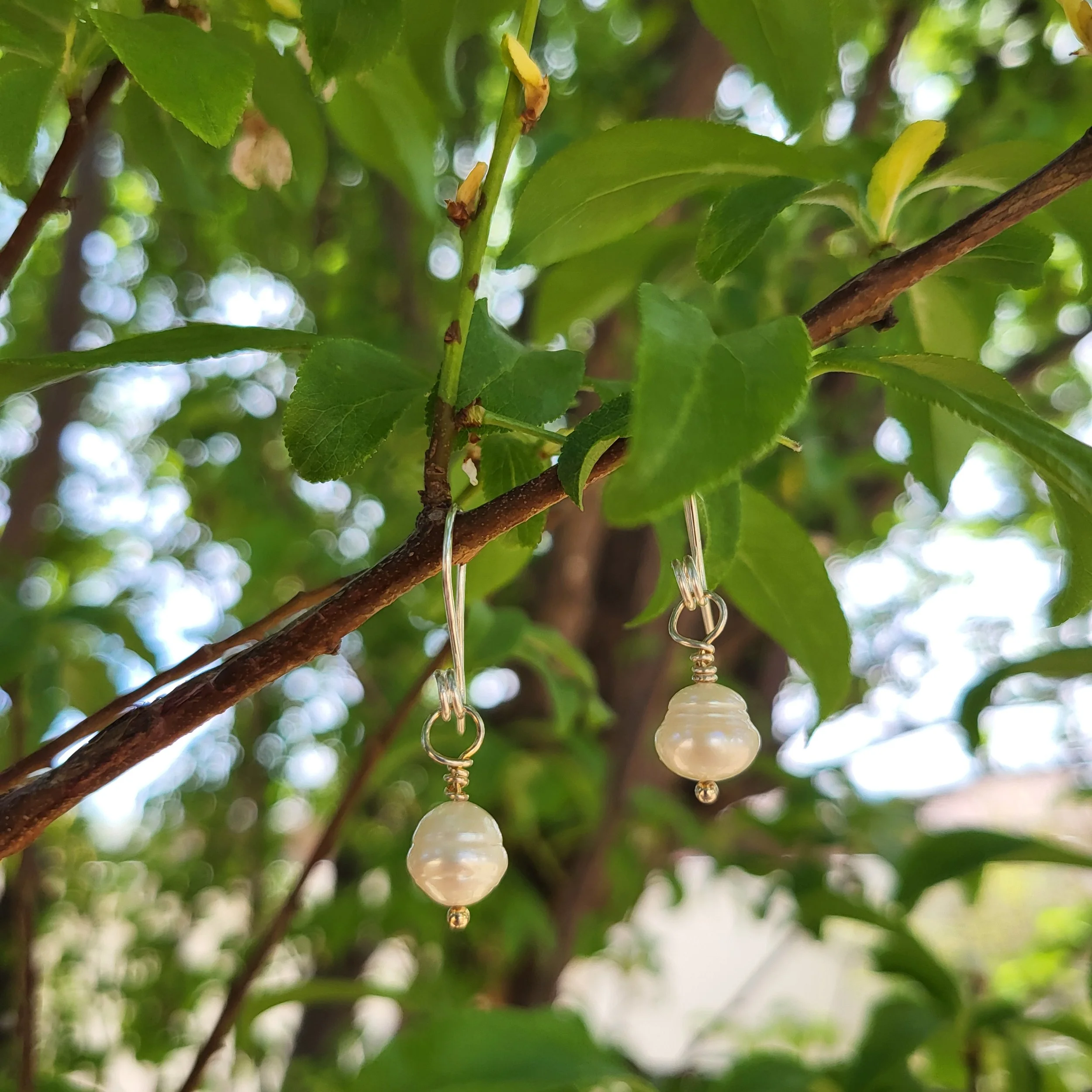 one pearl-outside.jpg