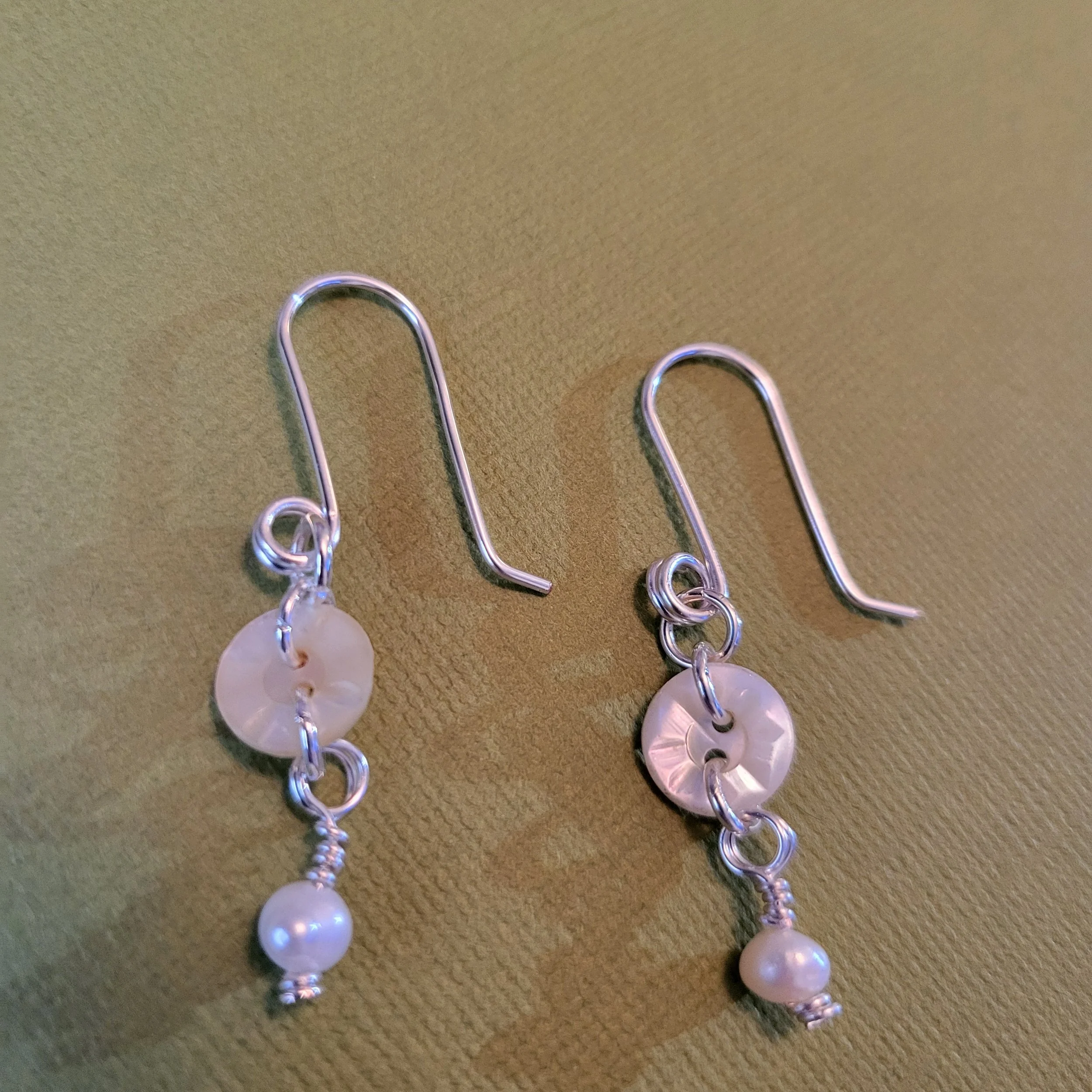 earrings-tiny specials-details-c.jpg