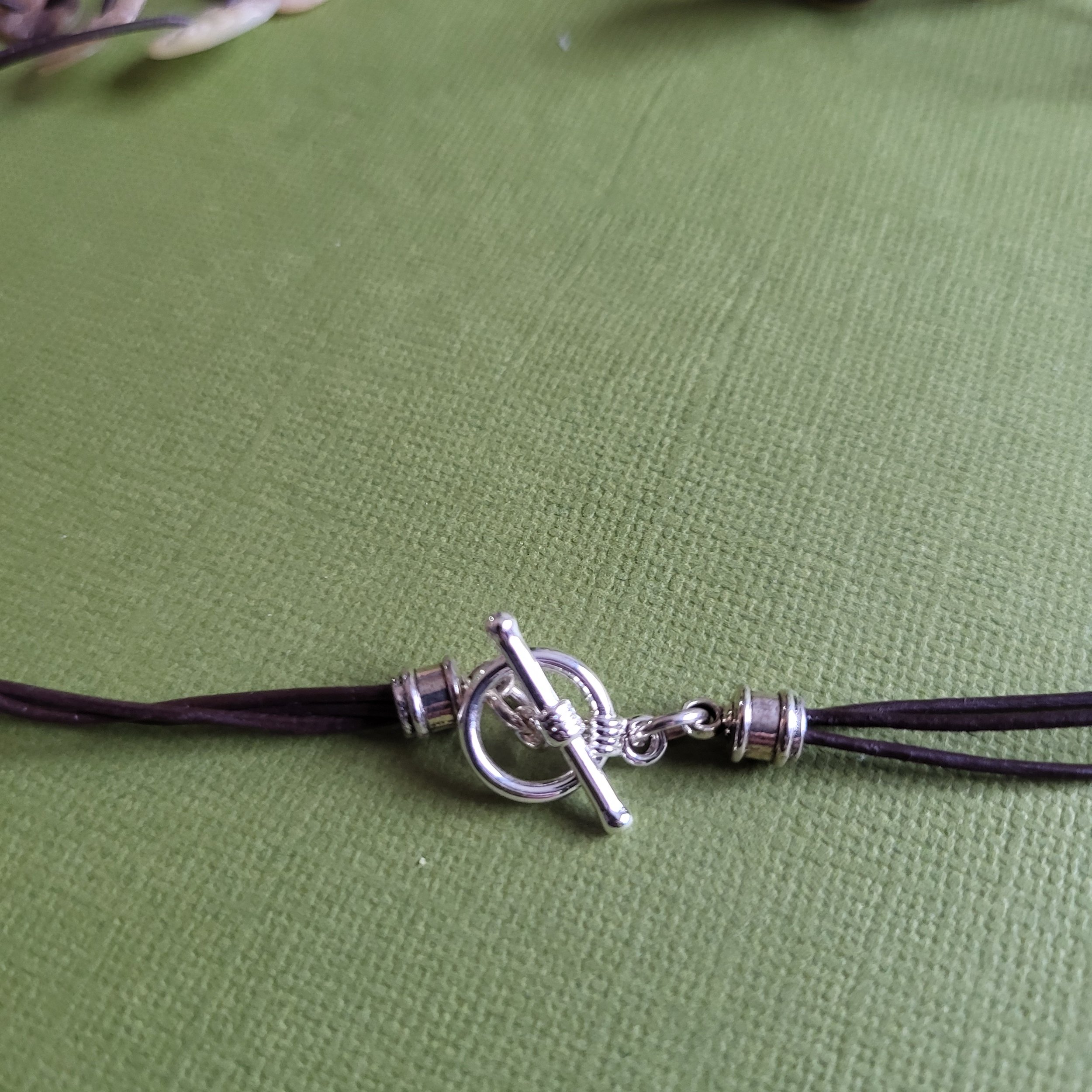 necklace-3 strand disks-details-a.jpg