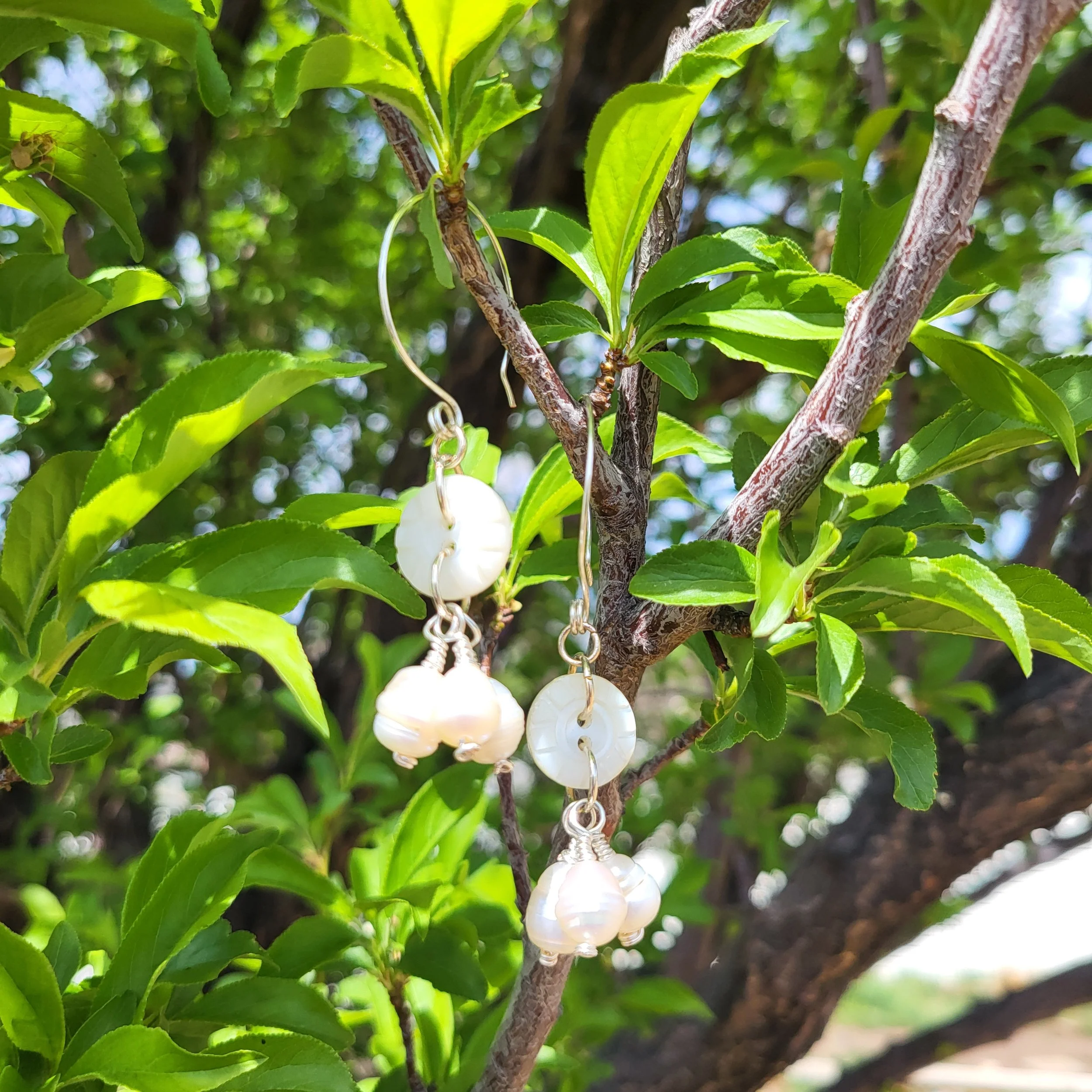 med carved 3 pearl-outside.jpg