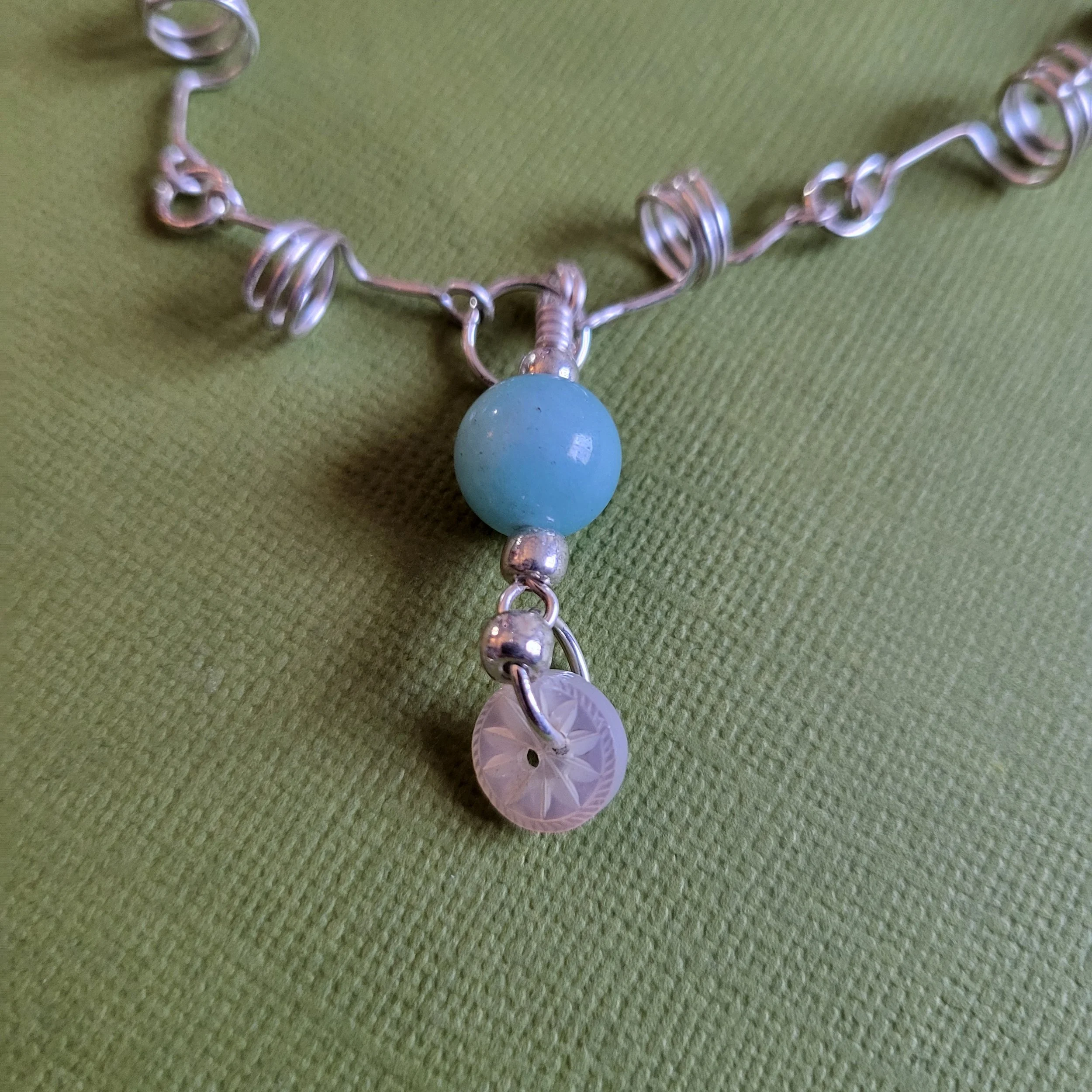 bracelet-corkscrews-detail c.jpg