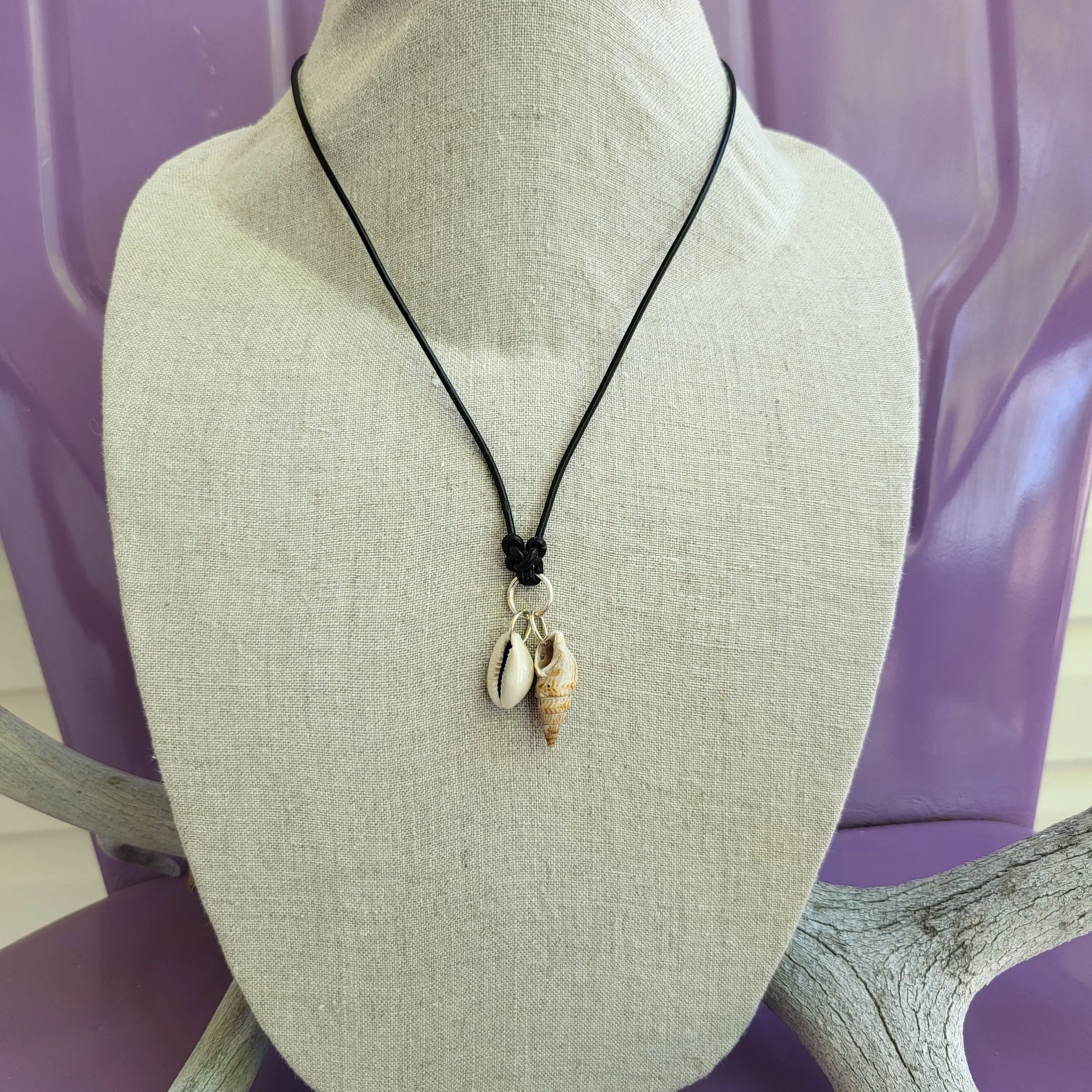 necklace-two shells.jpg