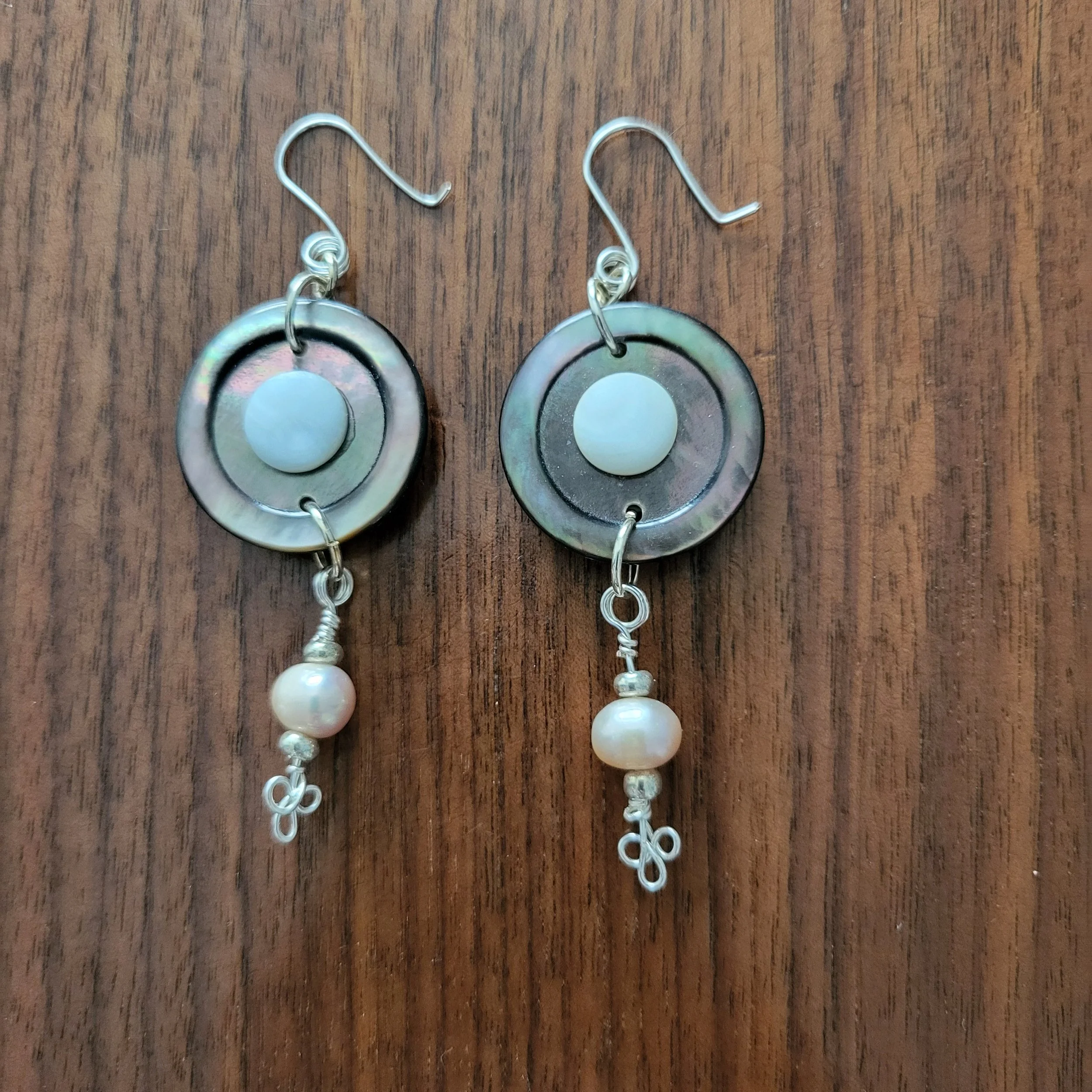 3 button with pearl drop-inside.jpg