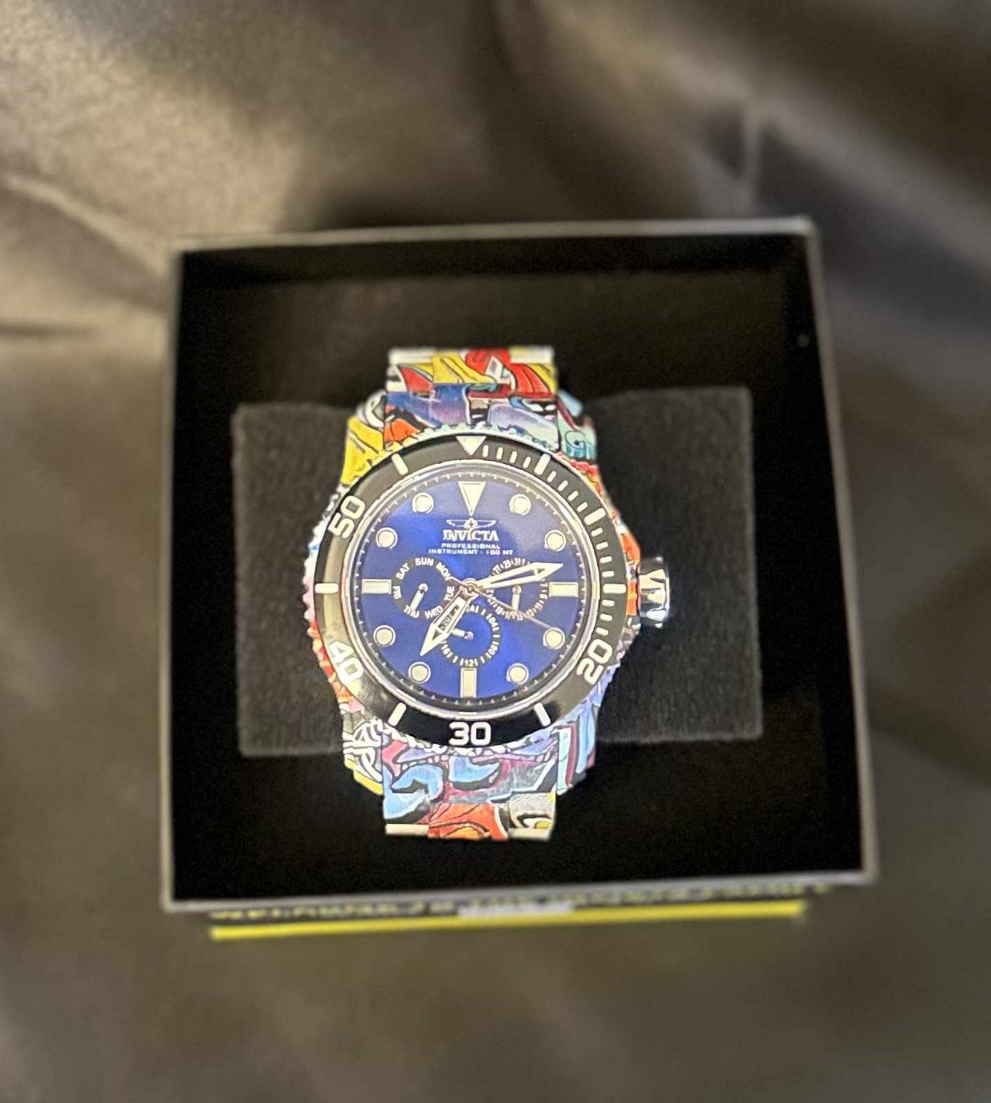 Gaffitied Pro Diver Invita