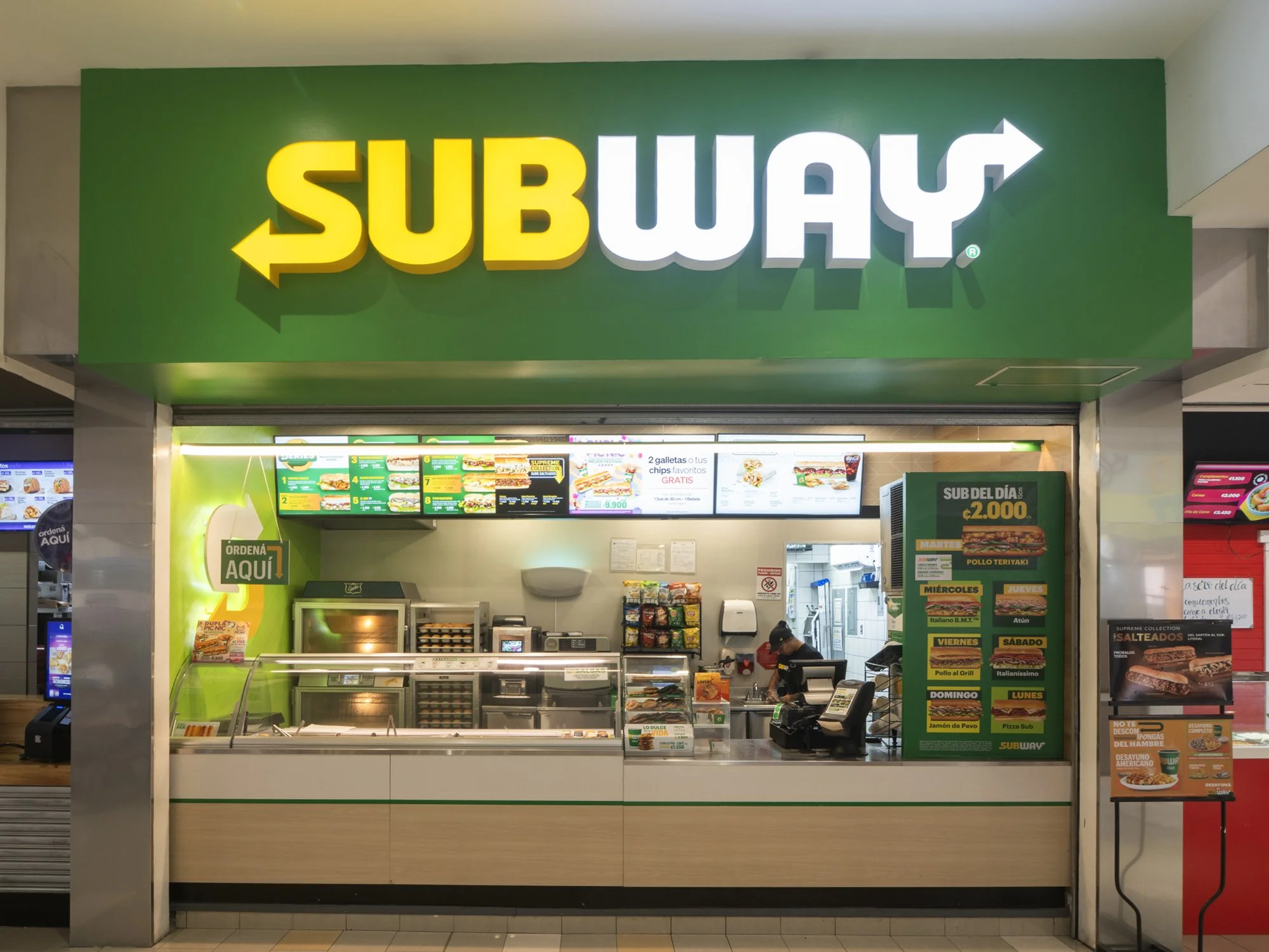 201subway-a copy.jpg