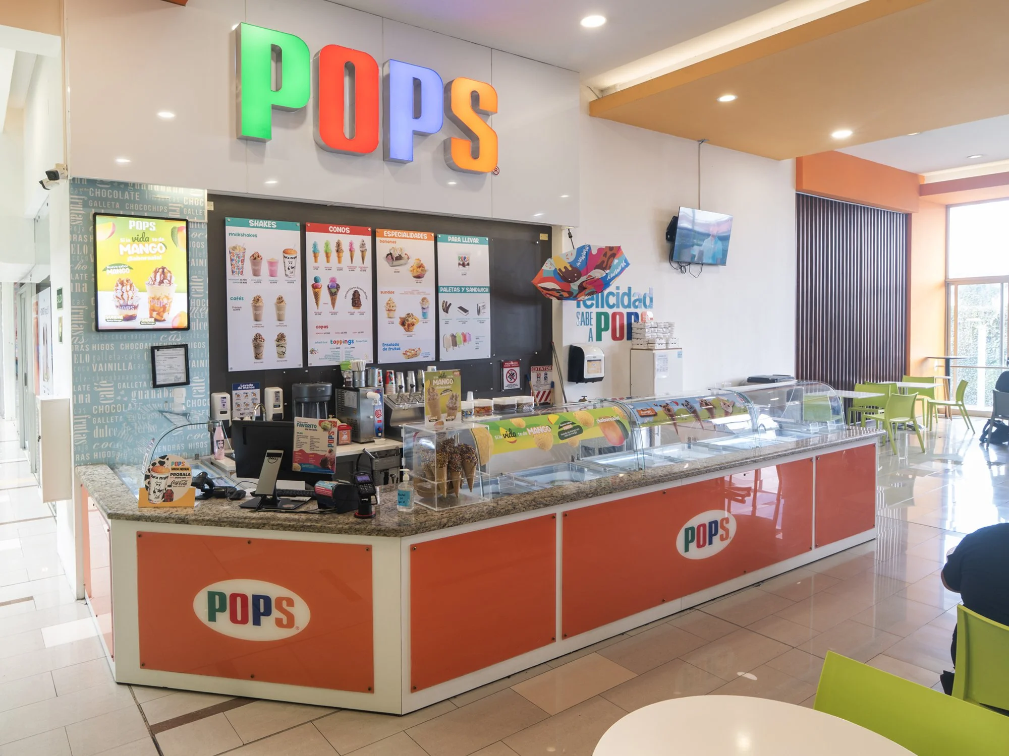 205pops2-a copy.jpg