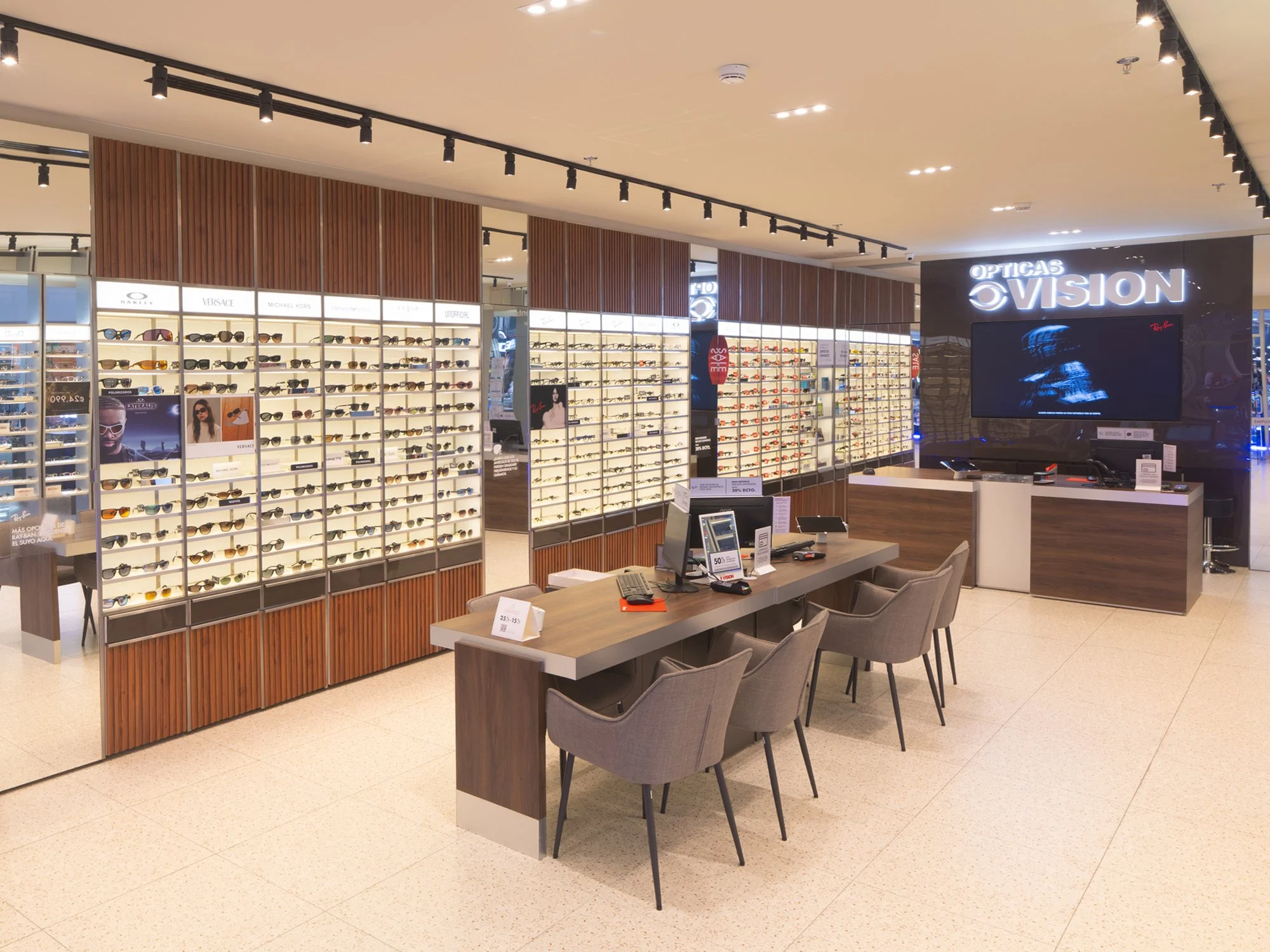176opticasvision-b copy.jpg