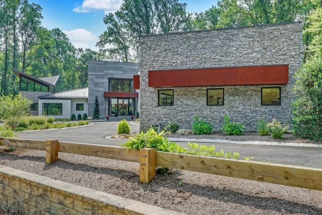 15-12 exterior 5.jpg