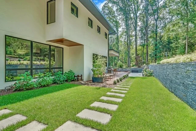 15-12 exterior 9.jpg