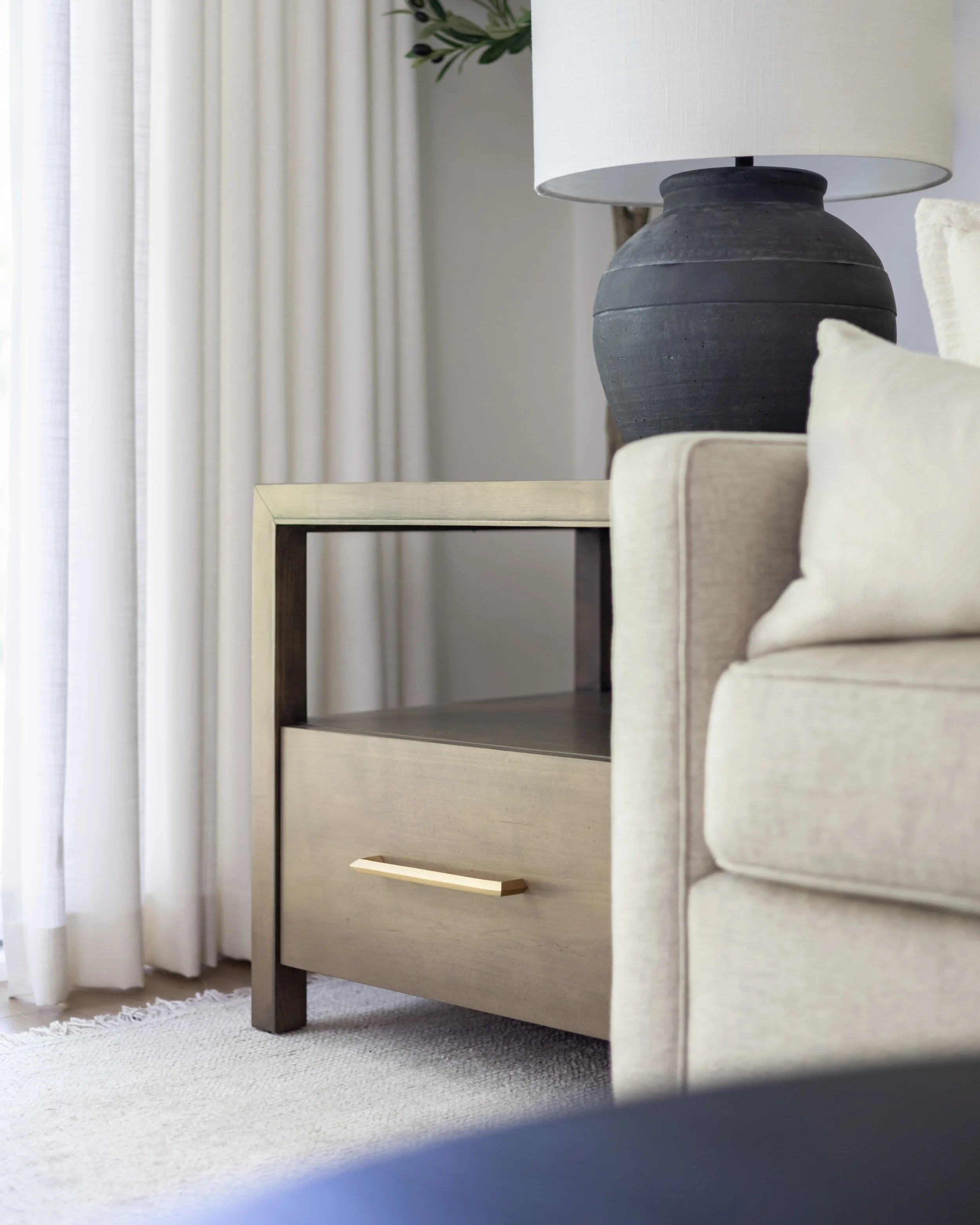 BirchPointHomes-WynfordPlace-Living-23.jpg