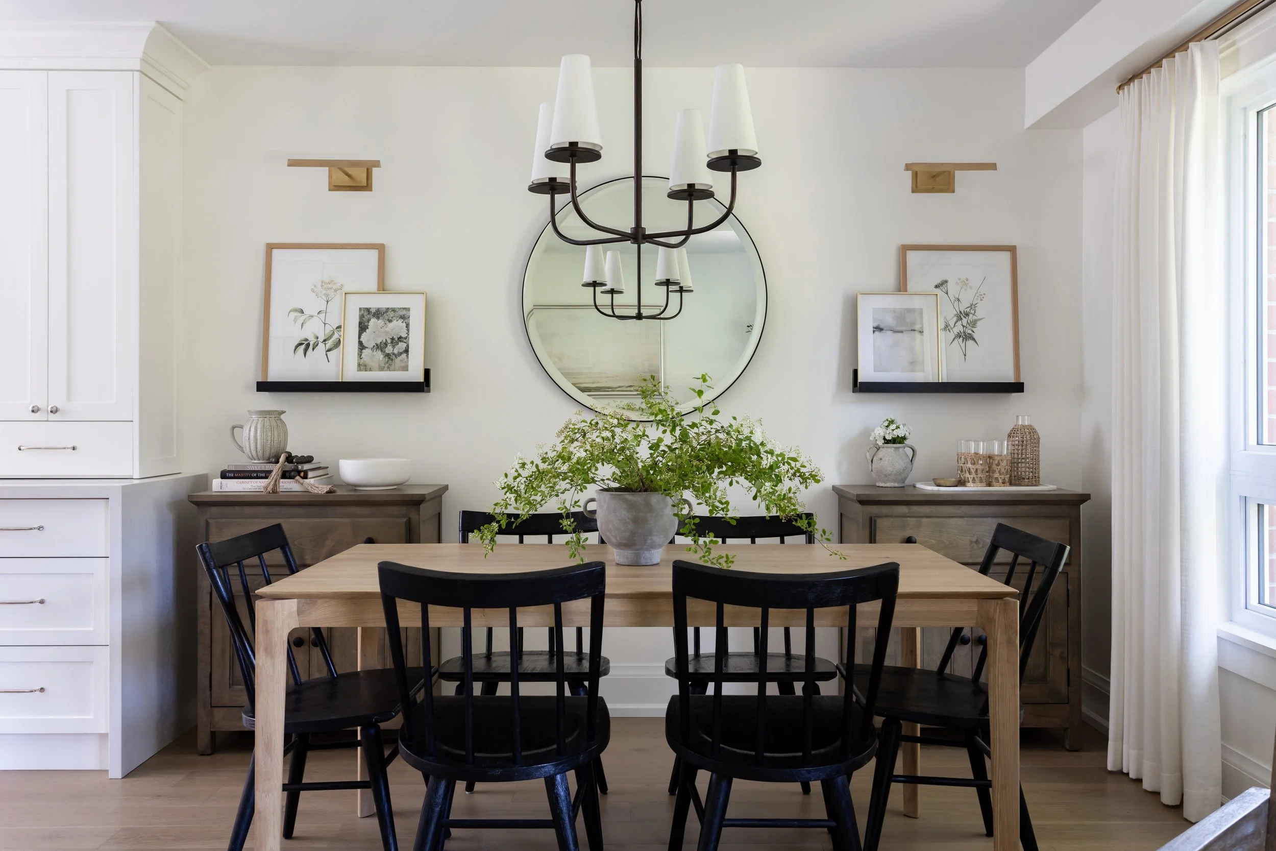 BirchPointHomes-WynfordPlace-Dining-03.jpg