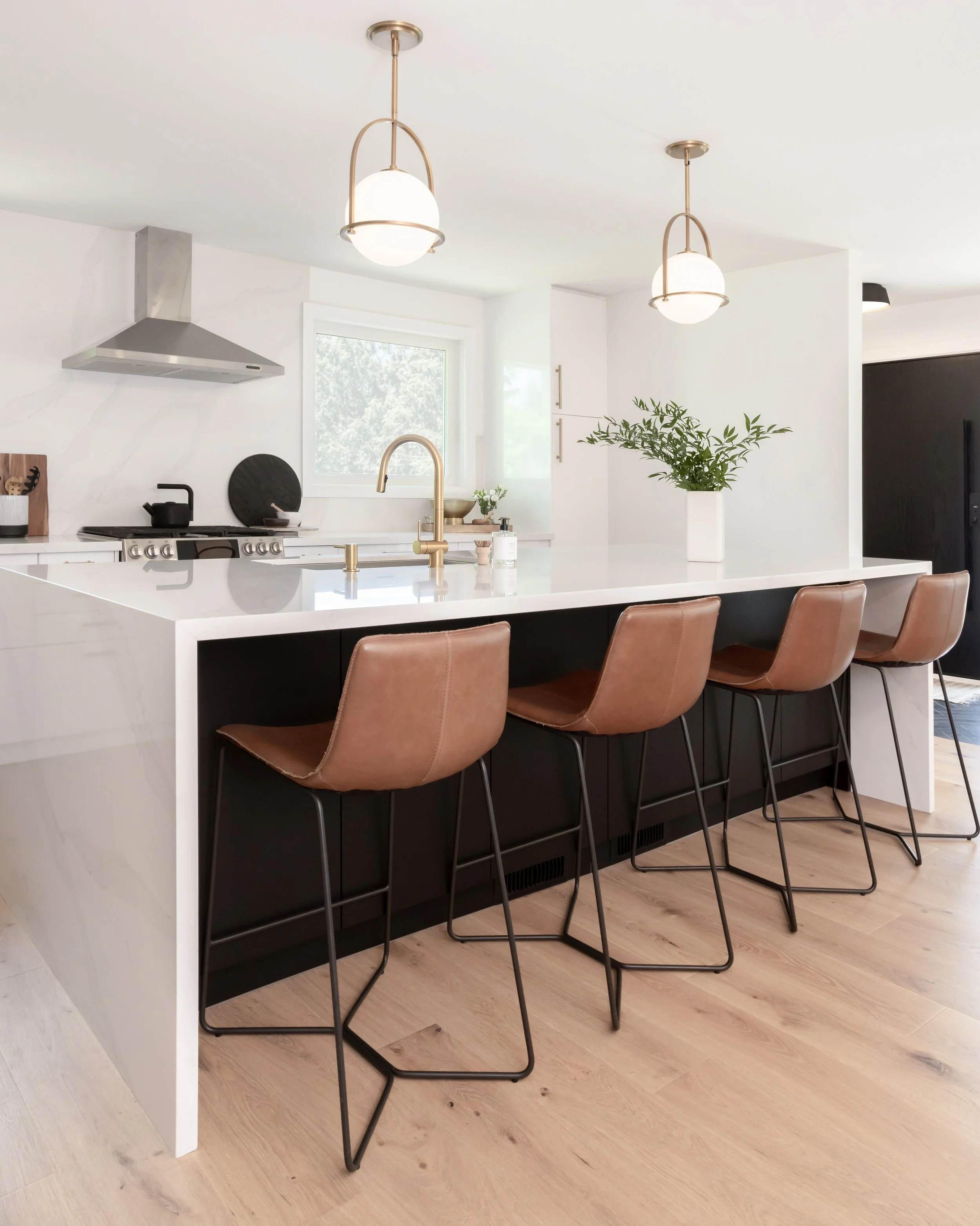 BirchPointHomes-Ingledale-Kitchen-08.jpg