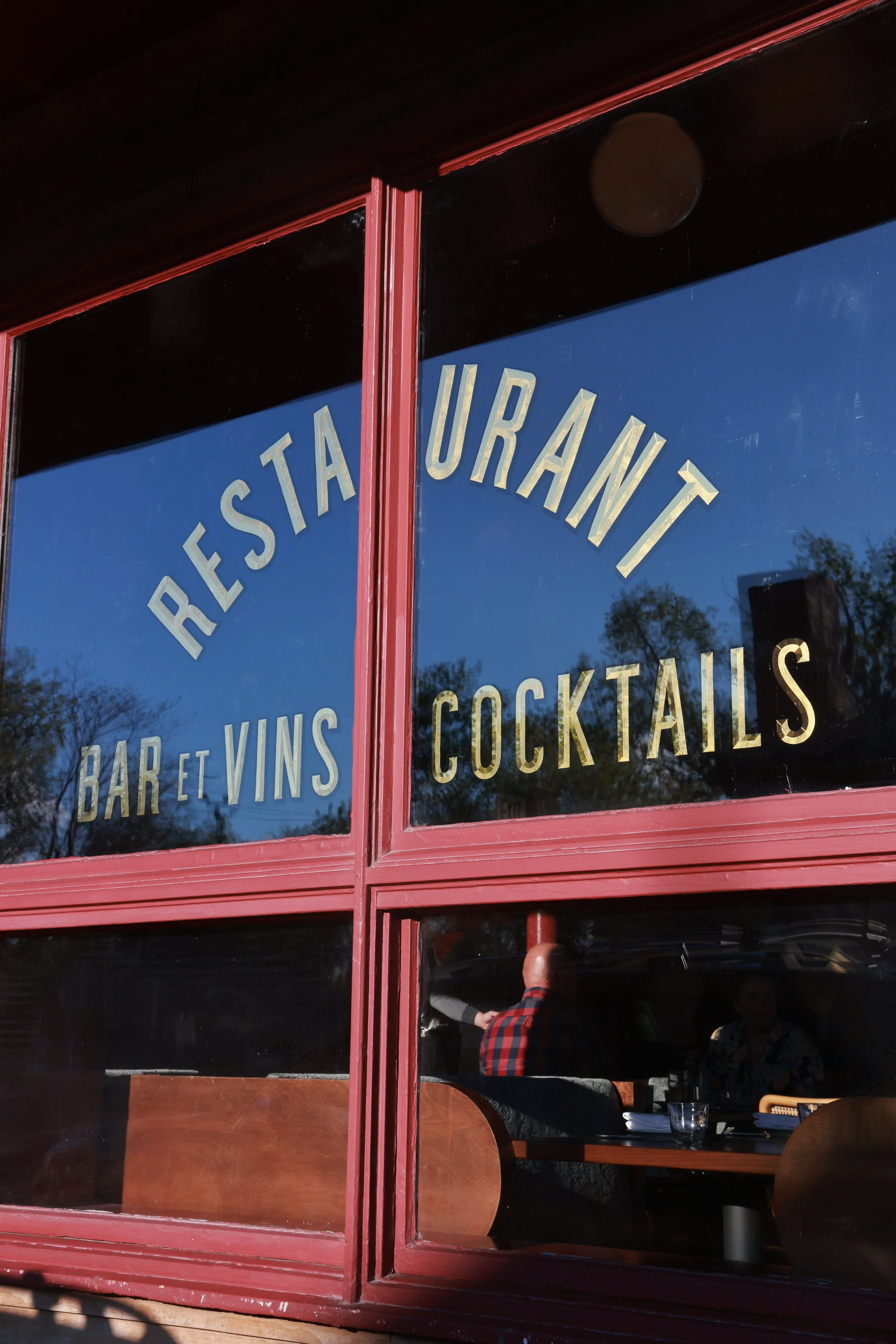 Mr. Cat Brasserie, a French brasserie in Hudson NY