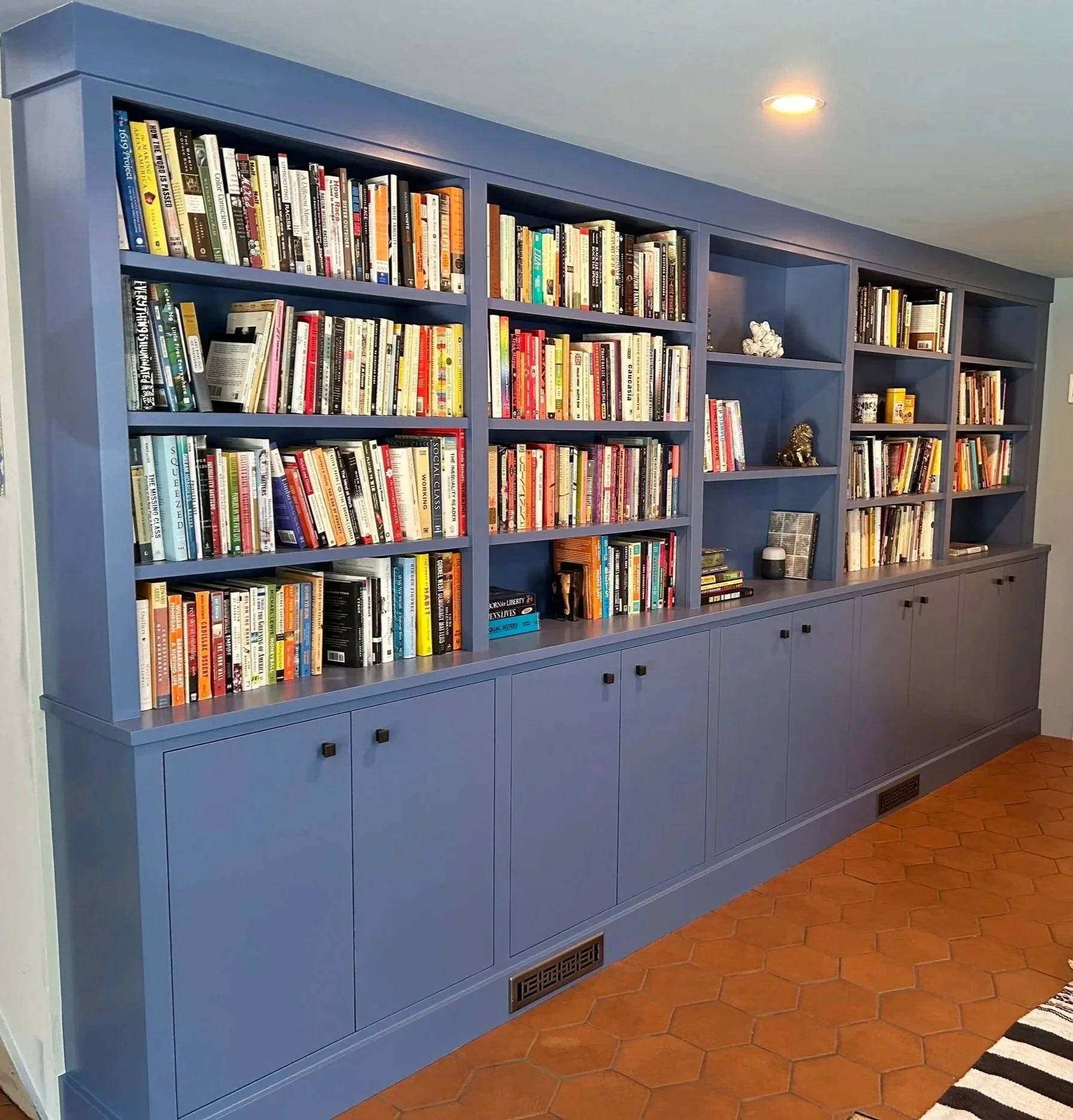 PAINT%2Bbookshelf.jpg
