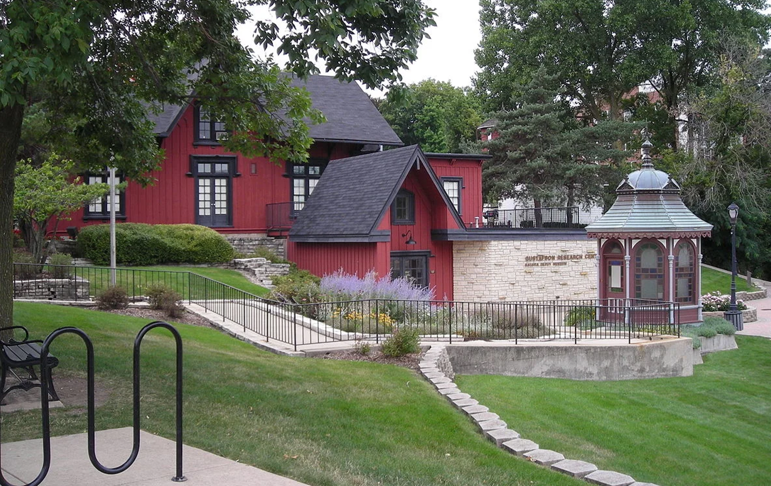 Progressive Midwest Town Partners with eX² Technology to Advance 21st Century Municipal Services to Community