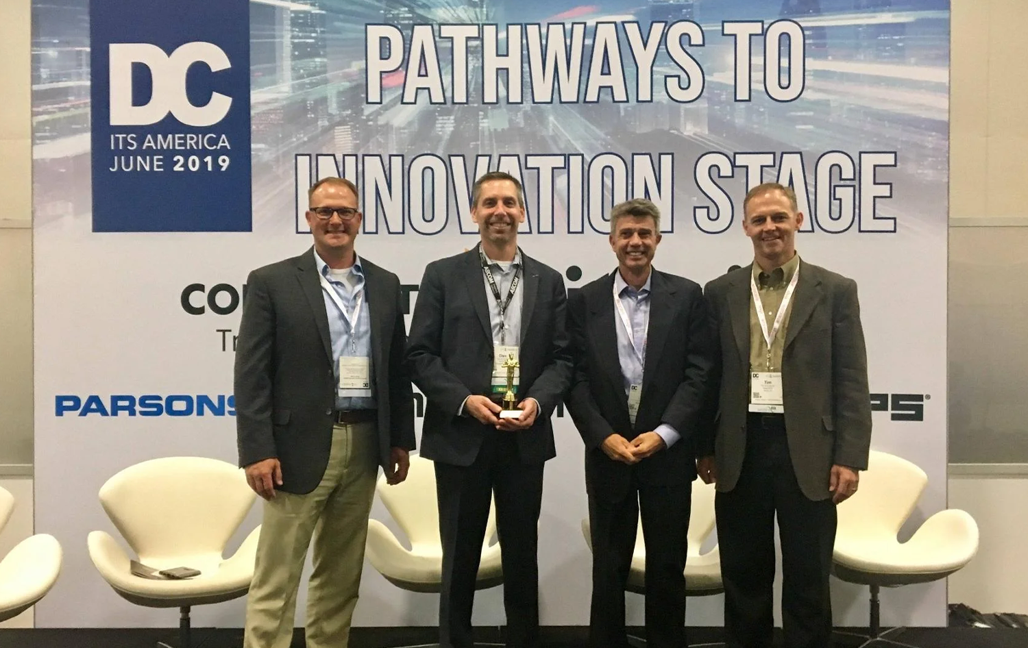eX² Technology, Truck Specialized Parking Service (TSPS) and AECOM win the award for best Innovation Stage Presentation at the 2019 ITS America Annual Meeting