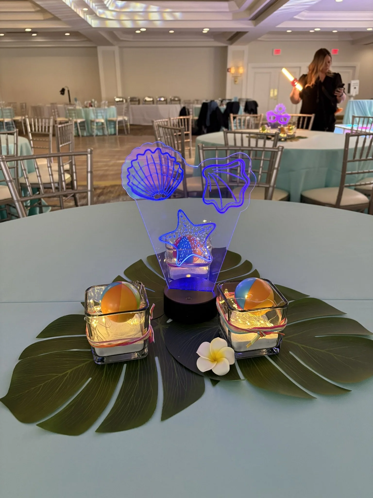 Beach LED Centerpiece_Seashell_Summer_Bat.JPEG