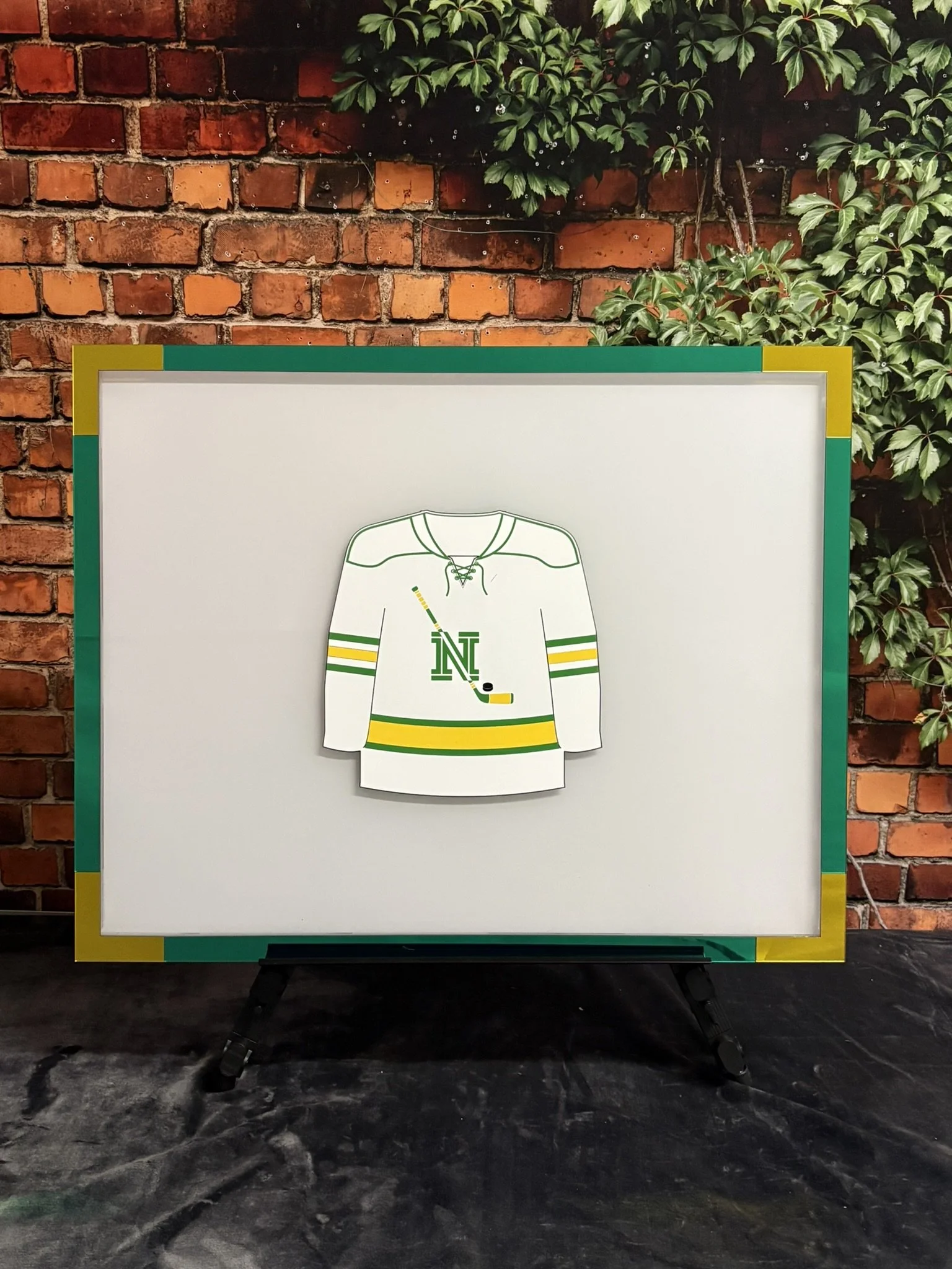 Hockey Jersey Drop Box_Green_Yellow_Sports 2_Bar.JPEG