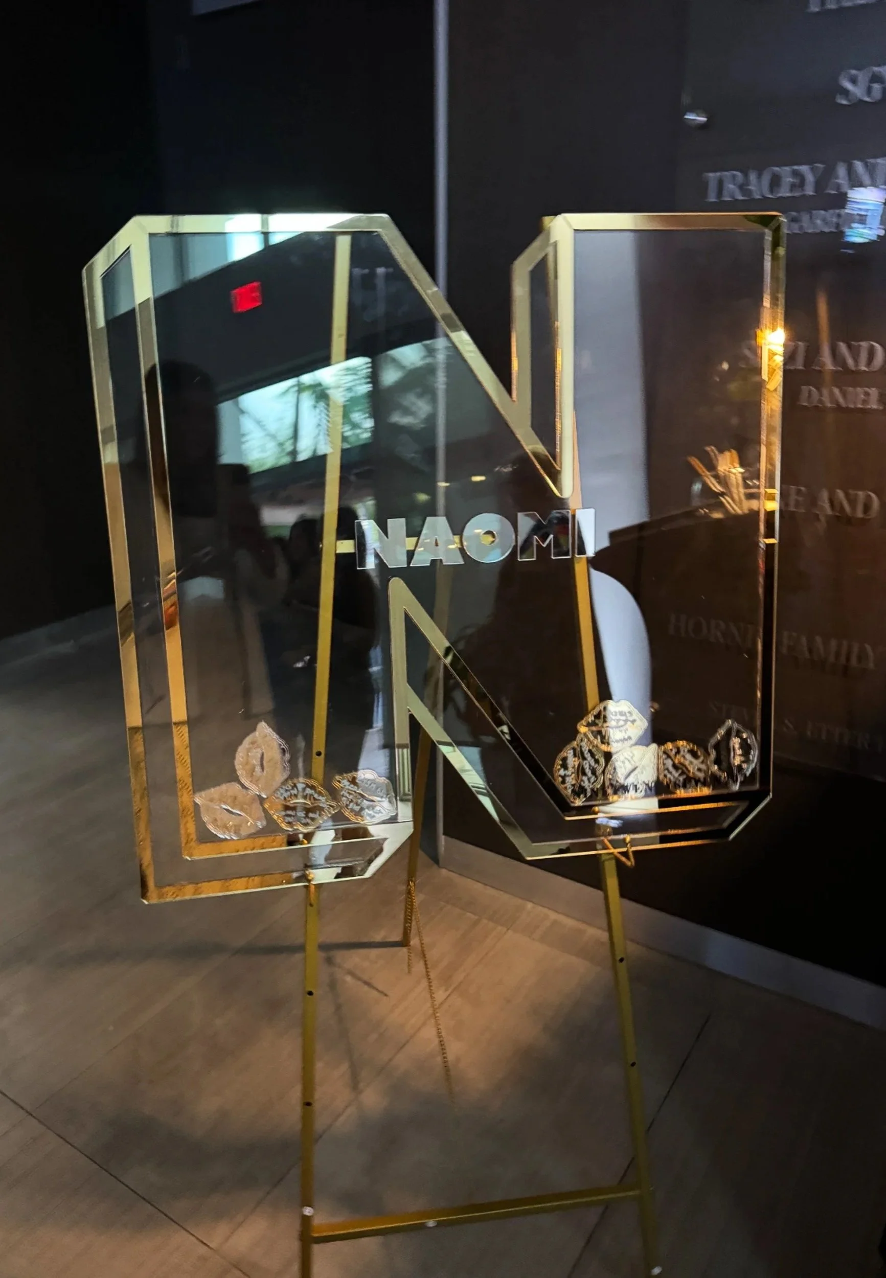 Naomi+Gold+N+Drop+Box+Empty.jpg