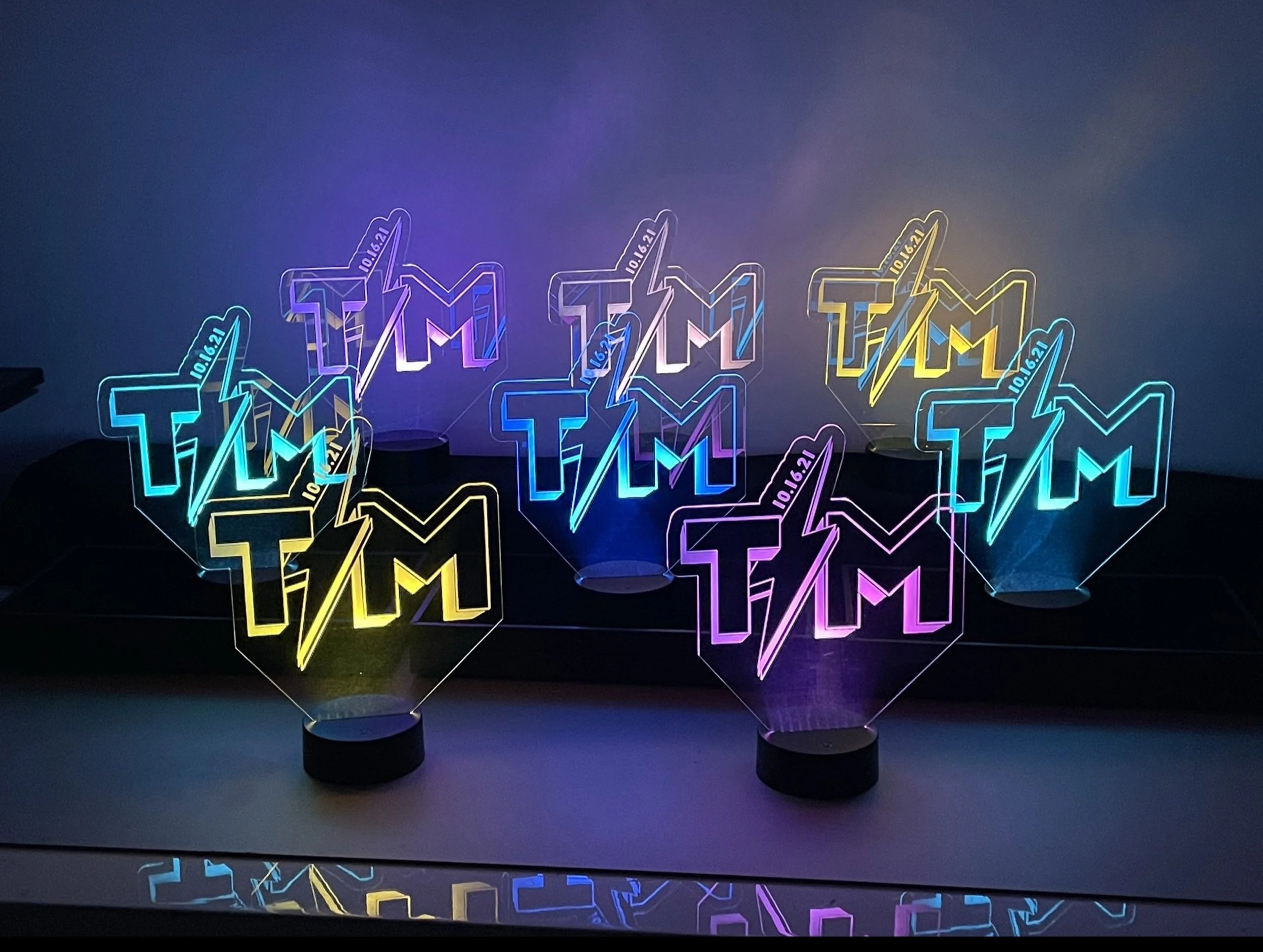 TM+Lightning+Bolt+Centerpieces.jpg