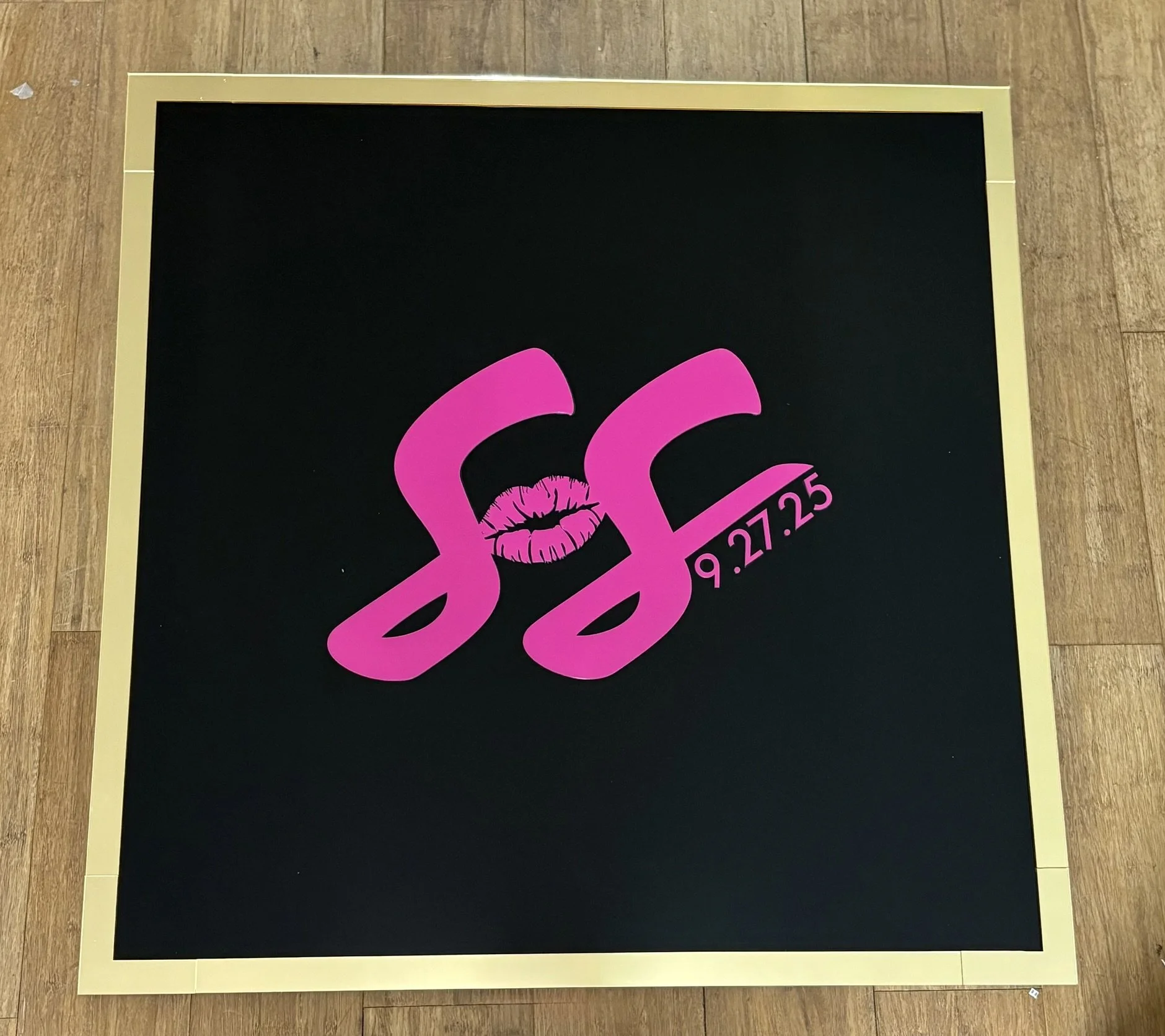 Black Sign In Board_Hot Pink_Kiss_Lips_Initials_Bat.JPEG