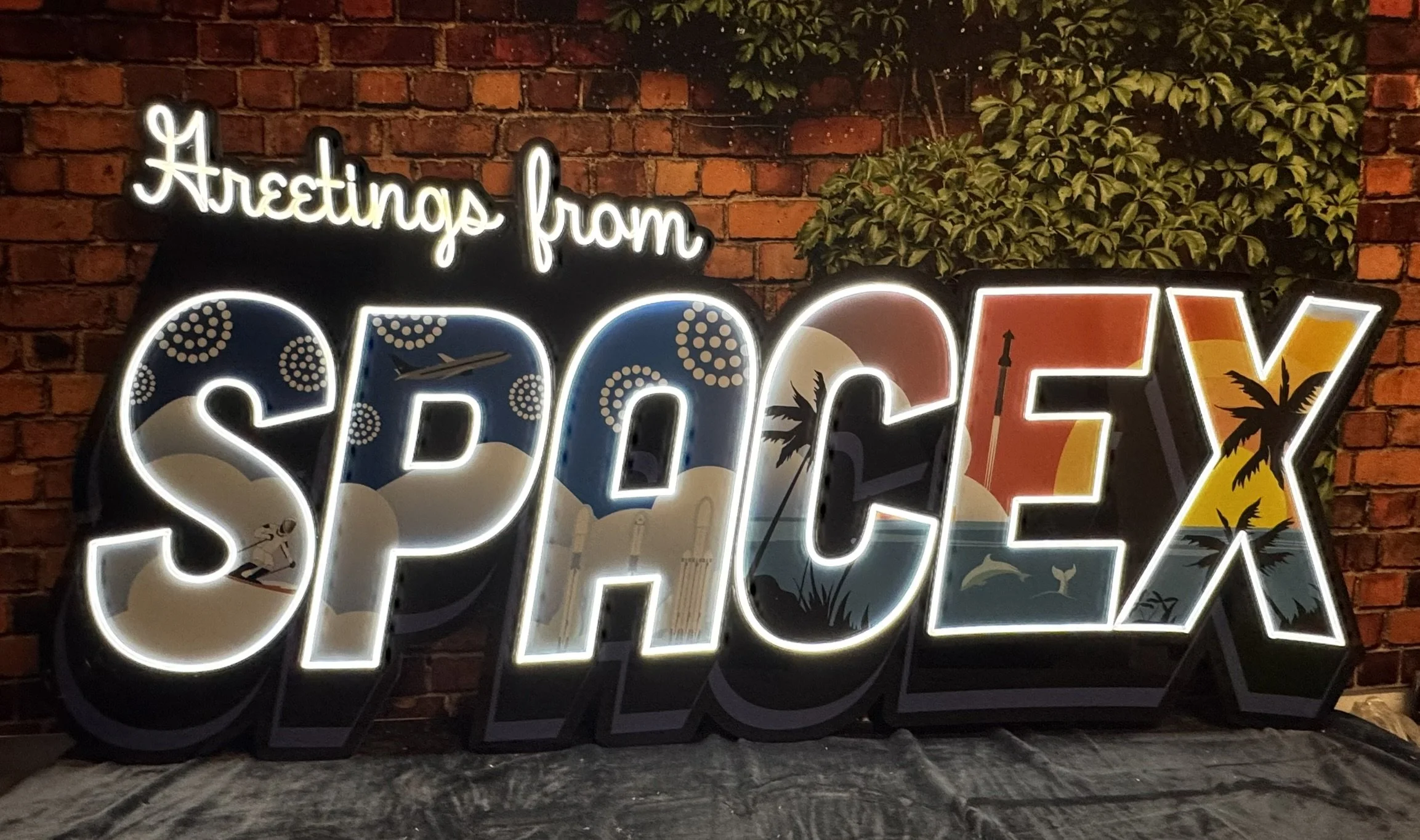 Neon Sign_Space X_Corporate Holiday Party.JPEG