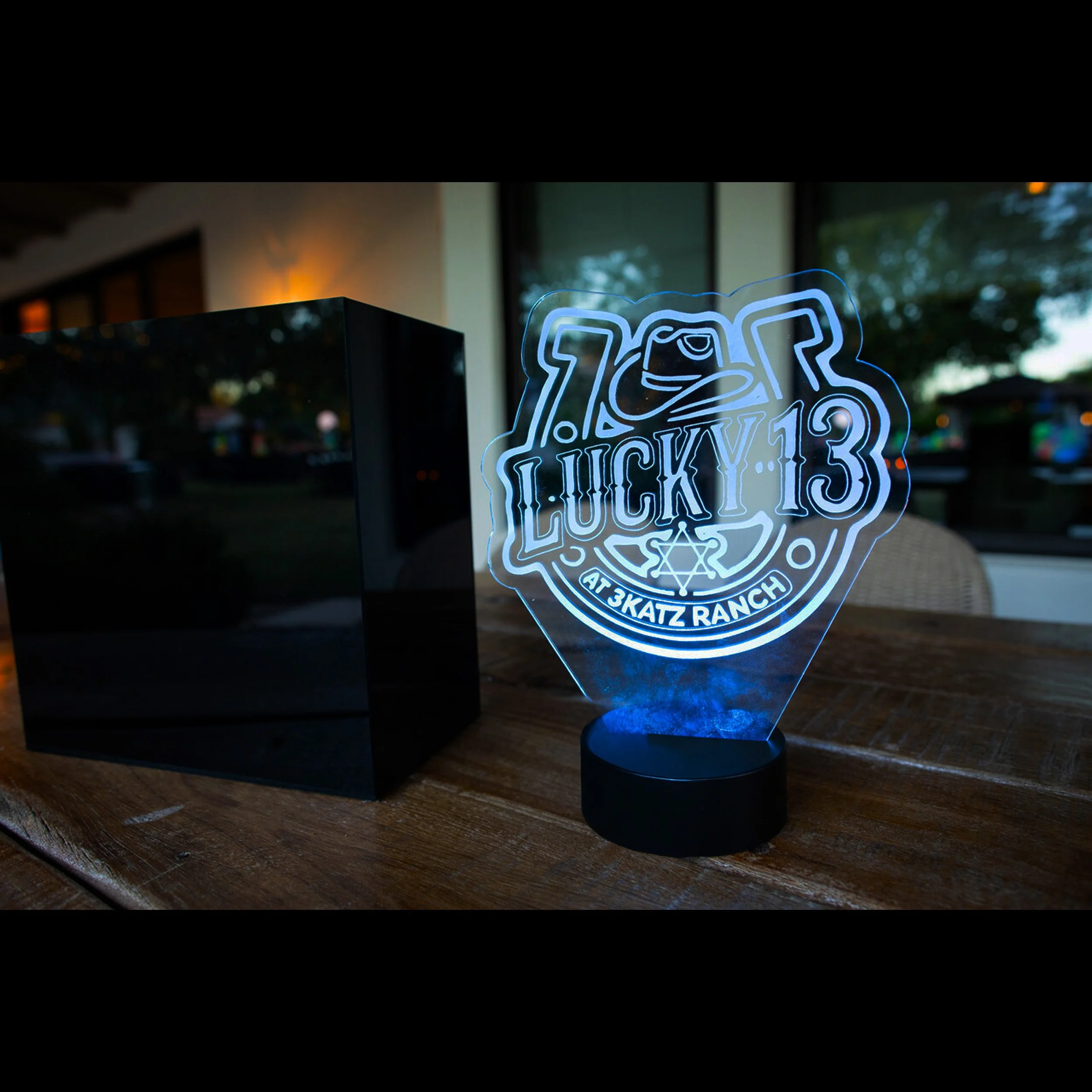 Lucky 13 Blue Centerpiece.jpg