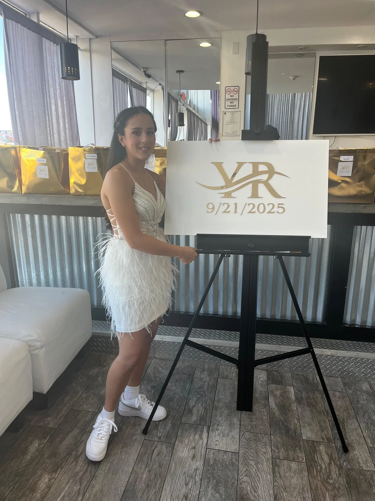 Mirrored Sign-In Board_White and Gold_Bat Mitzvah.jpg