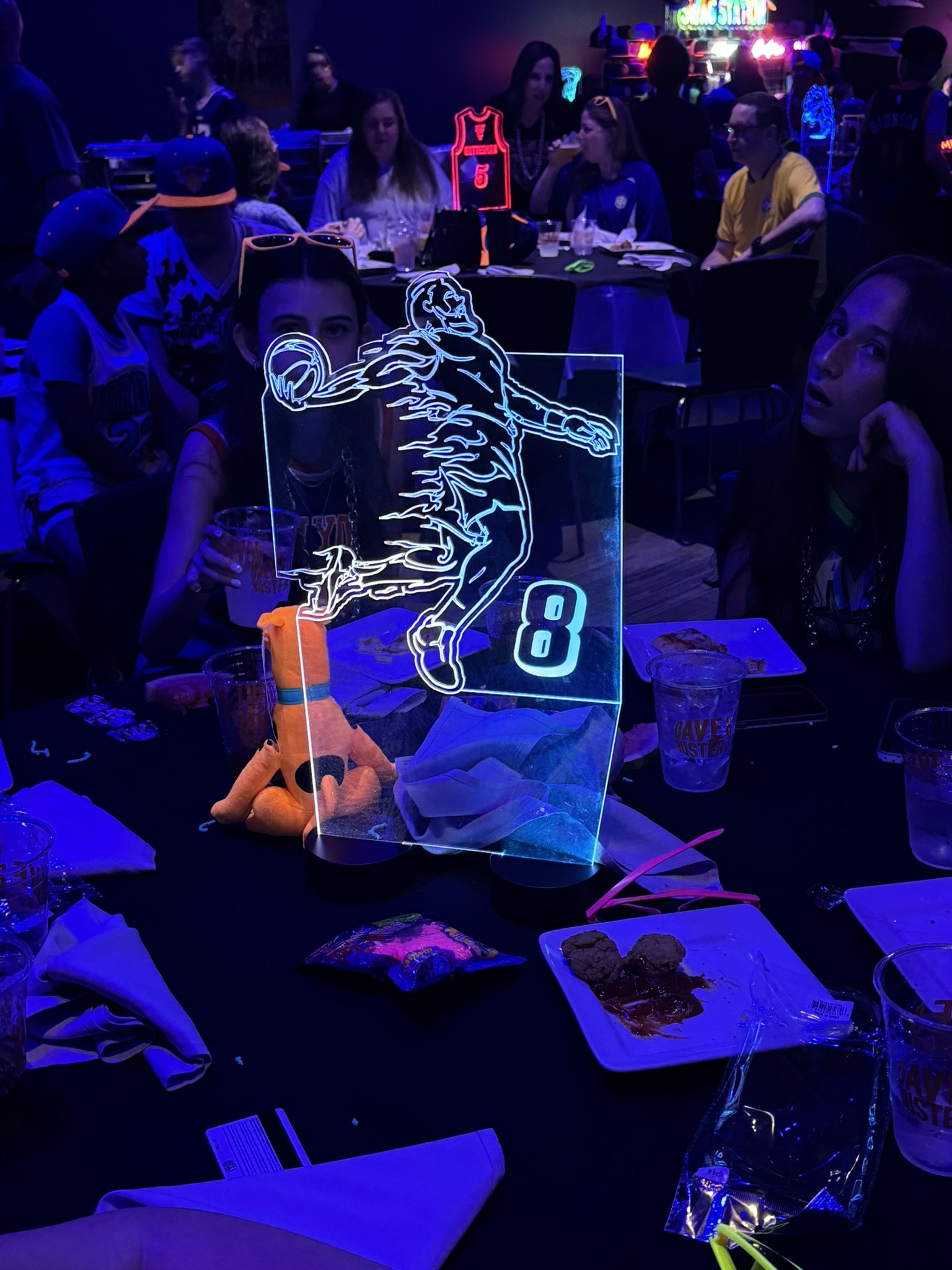 Large LED Centerpiece_Blue Basketball_Sports_Bar.JPEG