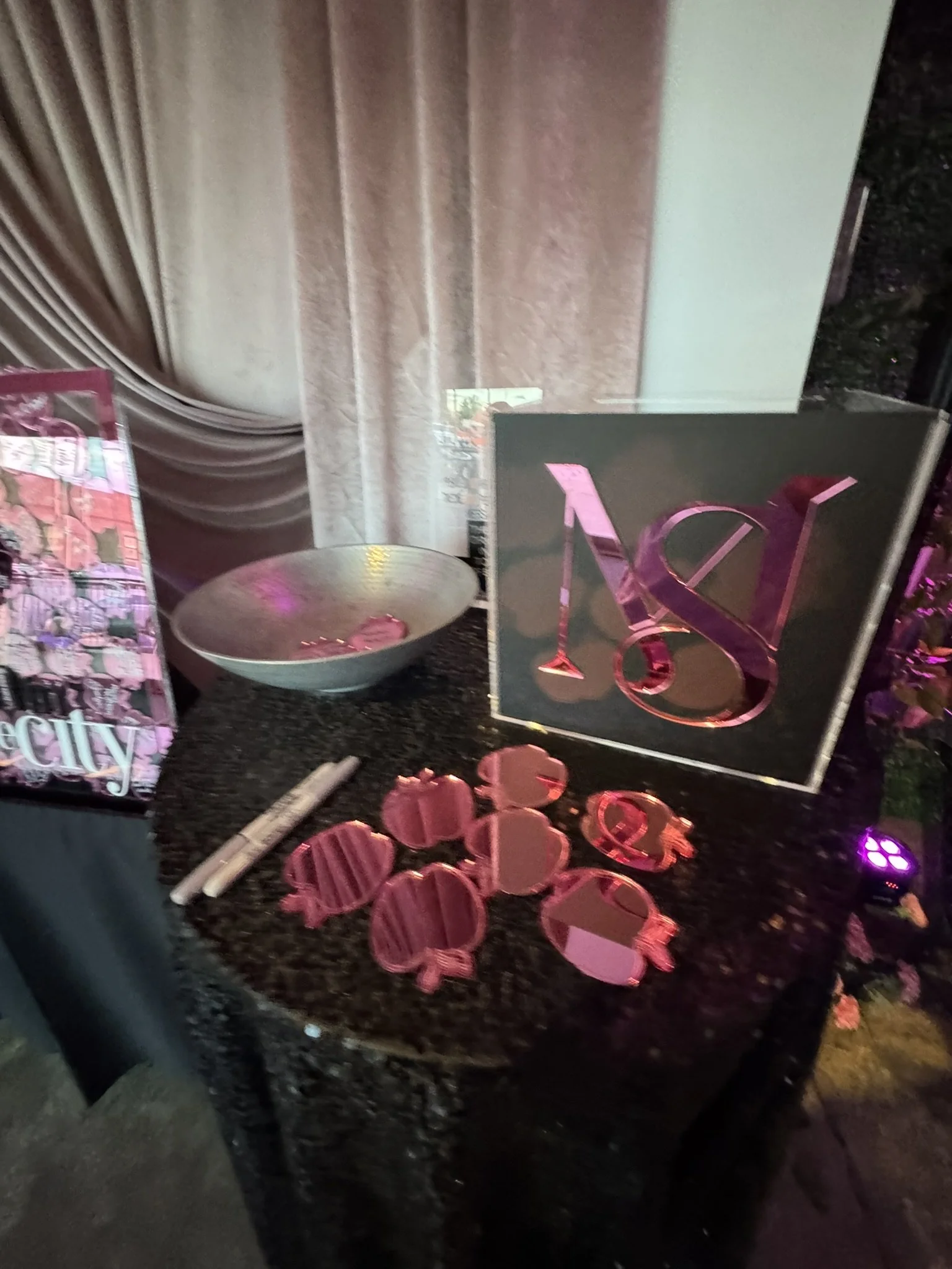 Black and pink mirror gift box_bat_NYC_Monogram.JPEG