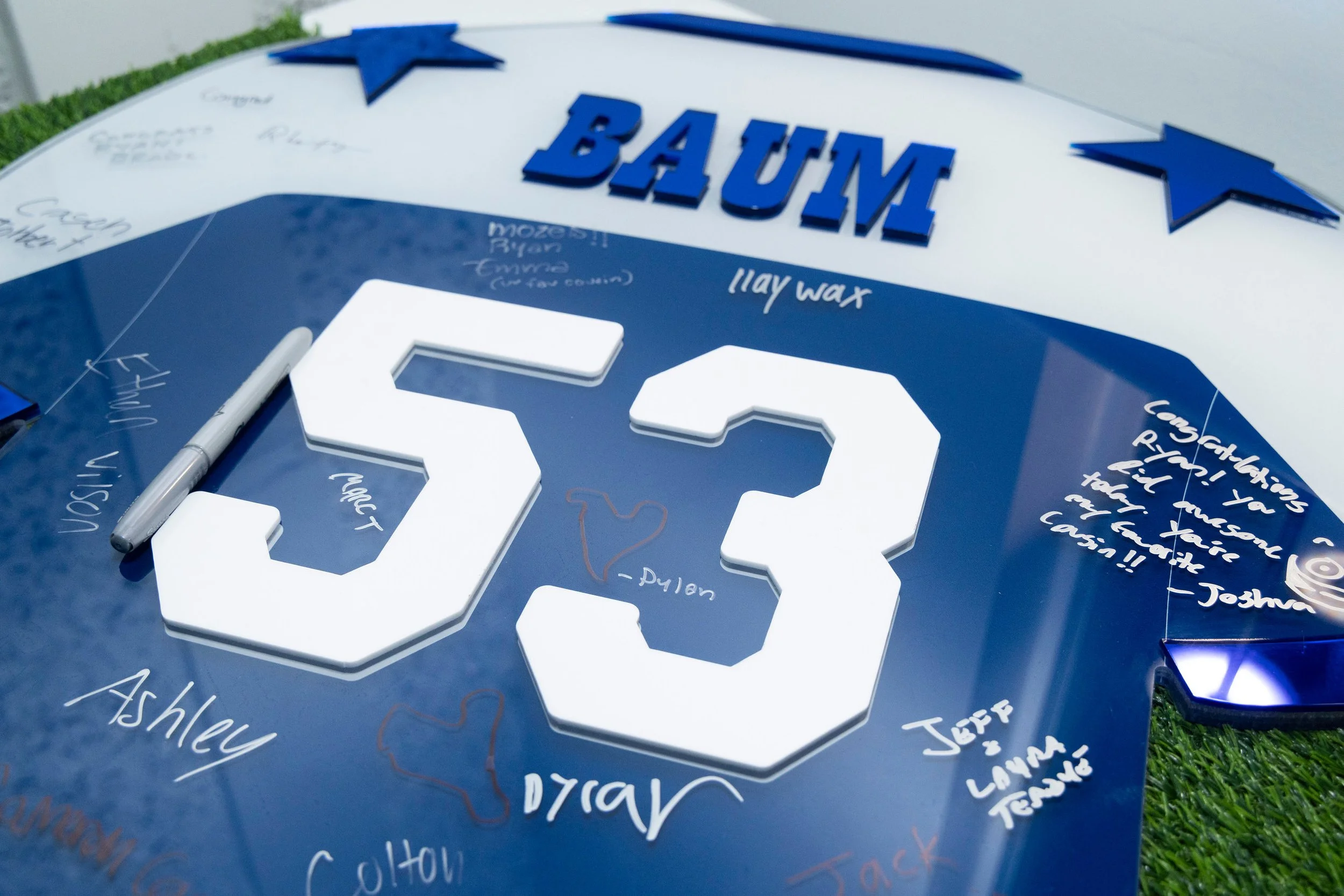 Dallas Cowboys Jersey Sign-in board_Football_SPorts_Bar3.JPG