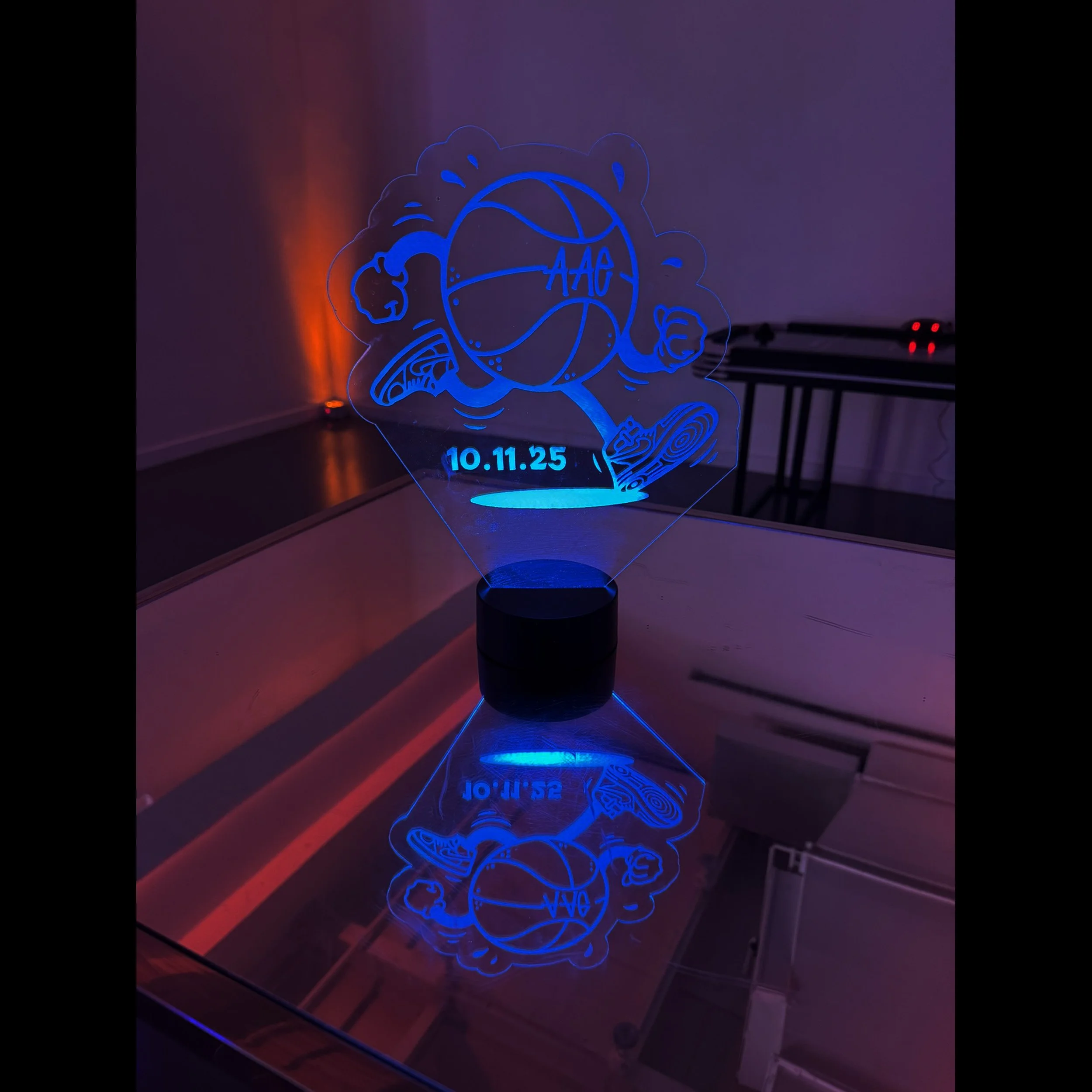 Blue Running Basketball Centerpiece.jpg